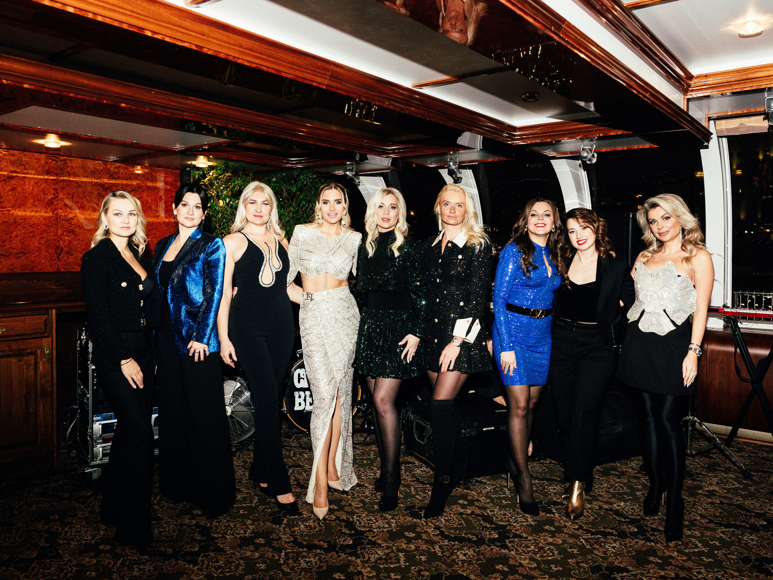 Корпоратив Erwin Река. Портретный и репортажный фотограф