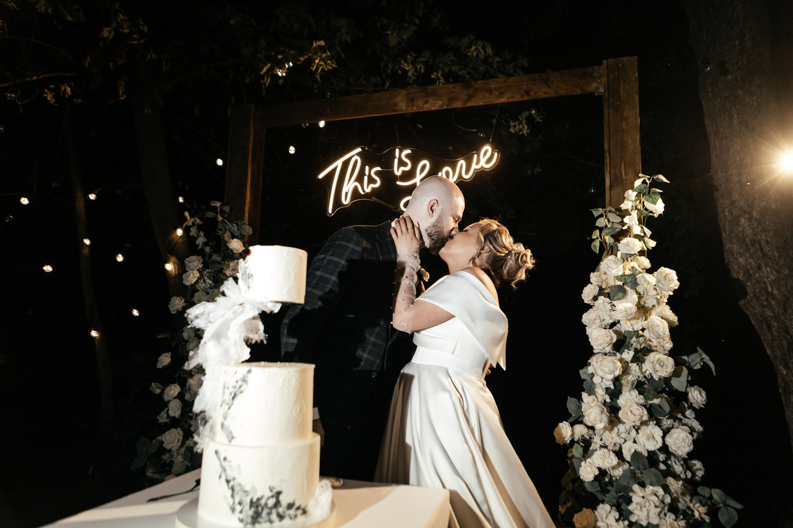 Свадебный фотограф Уфа — Руслан ГабдлисламовЖивые эмоции, красивые кадры, воспоминания на всю жизнь.Работаю по всей Республике Башкортоста. Свадебный фотограф Уфа Руслан Габдлисламов