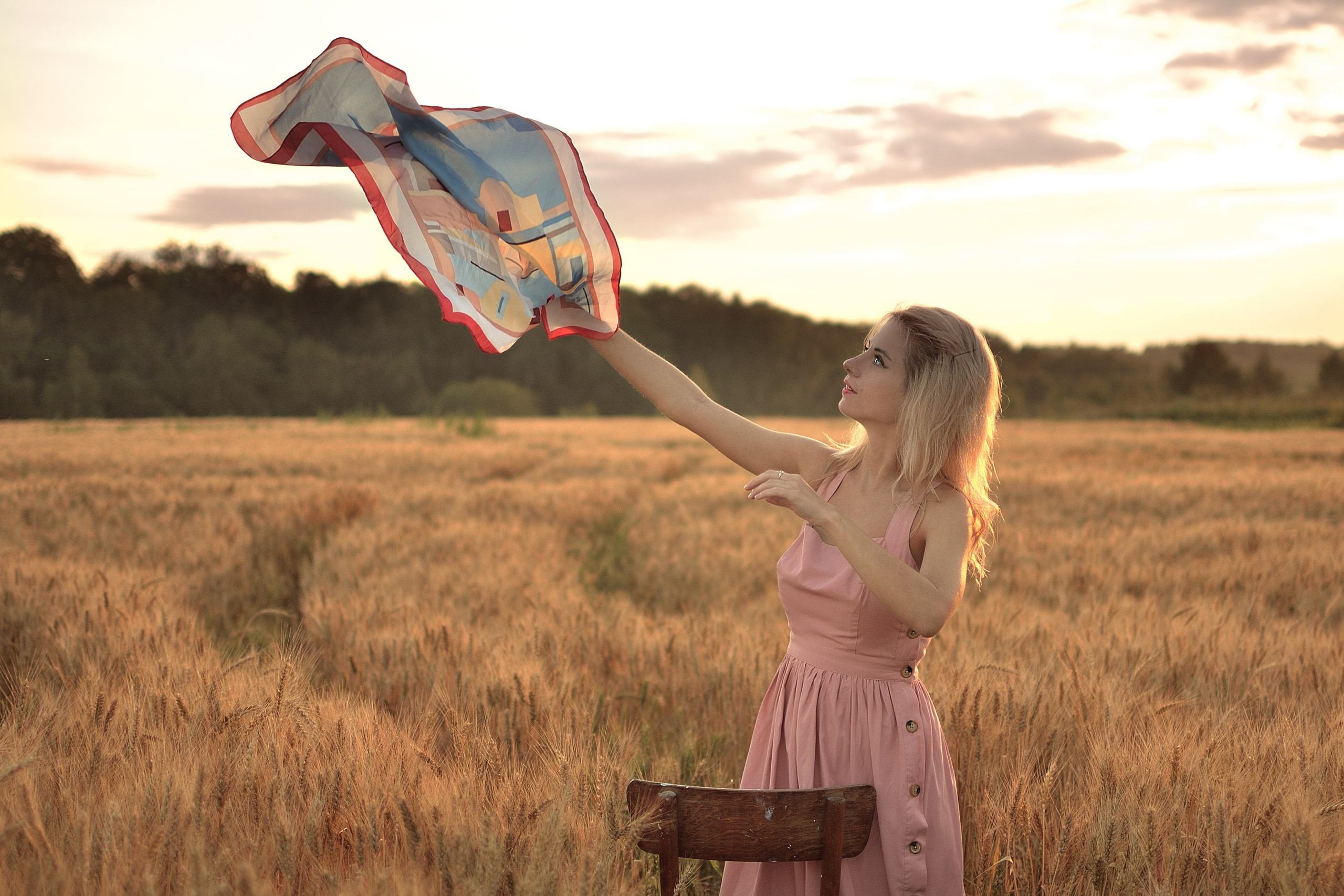 Индивидуальные съемки на природе. Индивидуальные, семейные, студийные съемки в Серпухове и за пределами