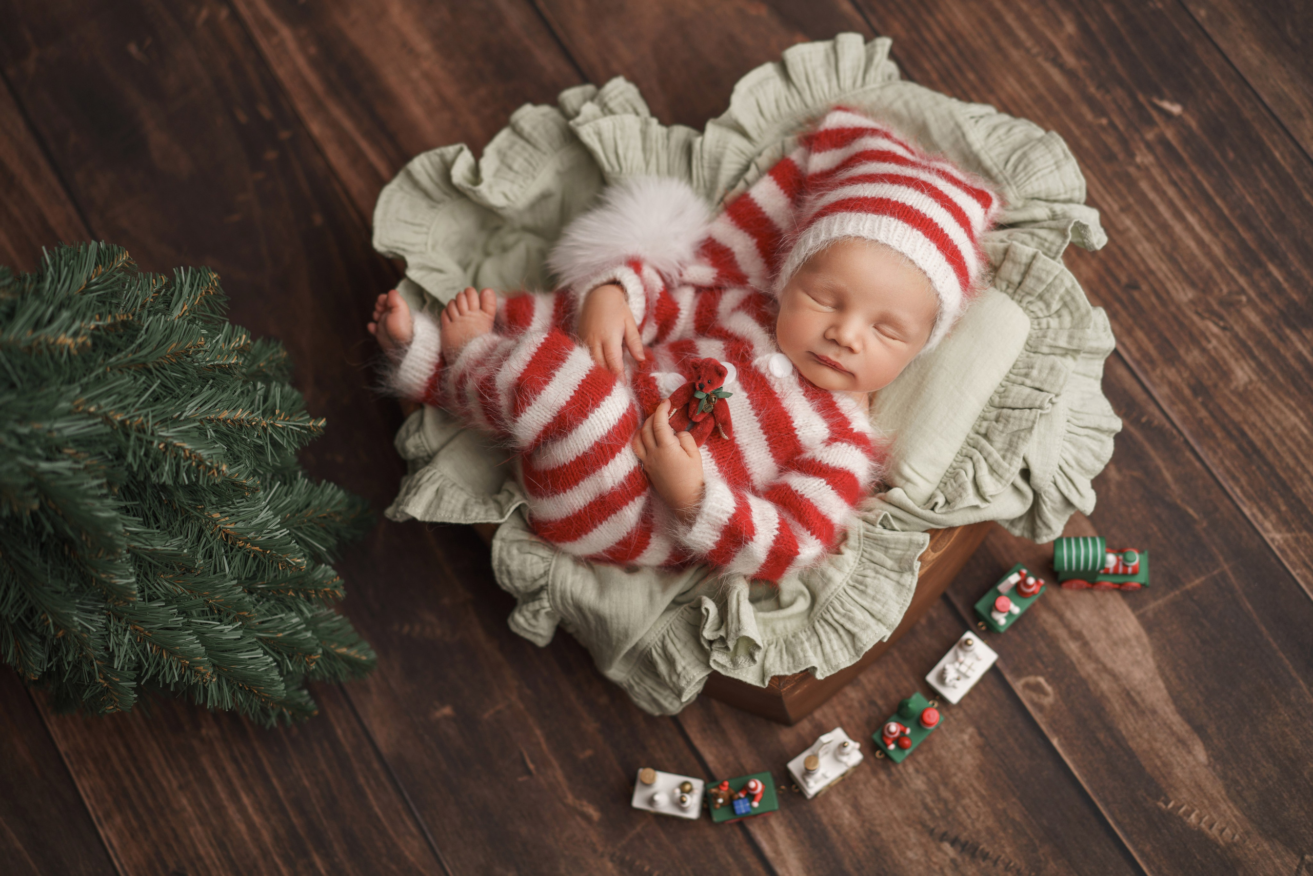 Костюмы и аксессуары для фотосессии новорожденных | Реквизит для съемки newborn в Москве. Фотосессия новорожденных в Москве и Московской области | Профессиональный фотограф newborn — Татьяна Иванова