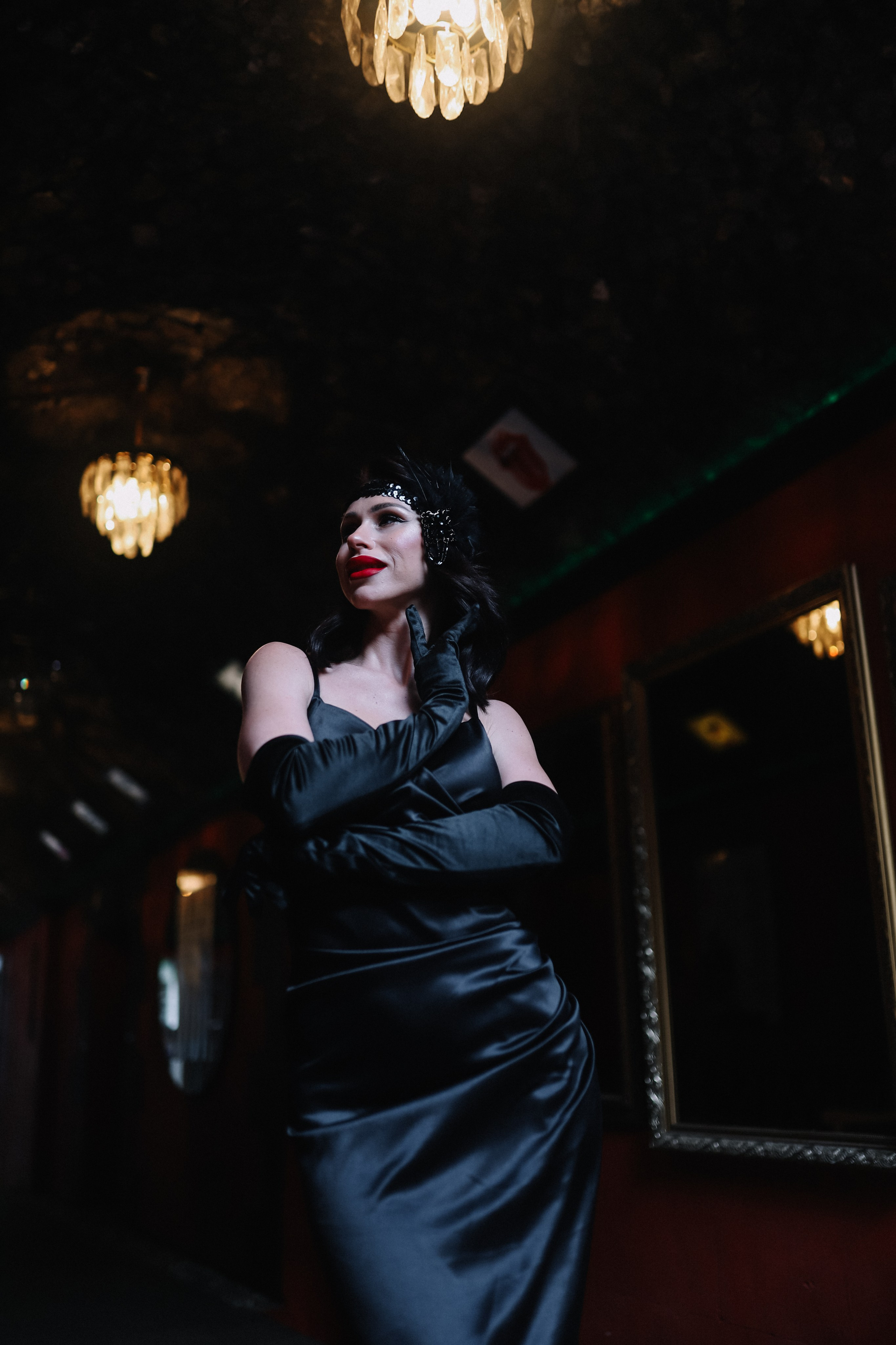 25.Диана и гости