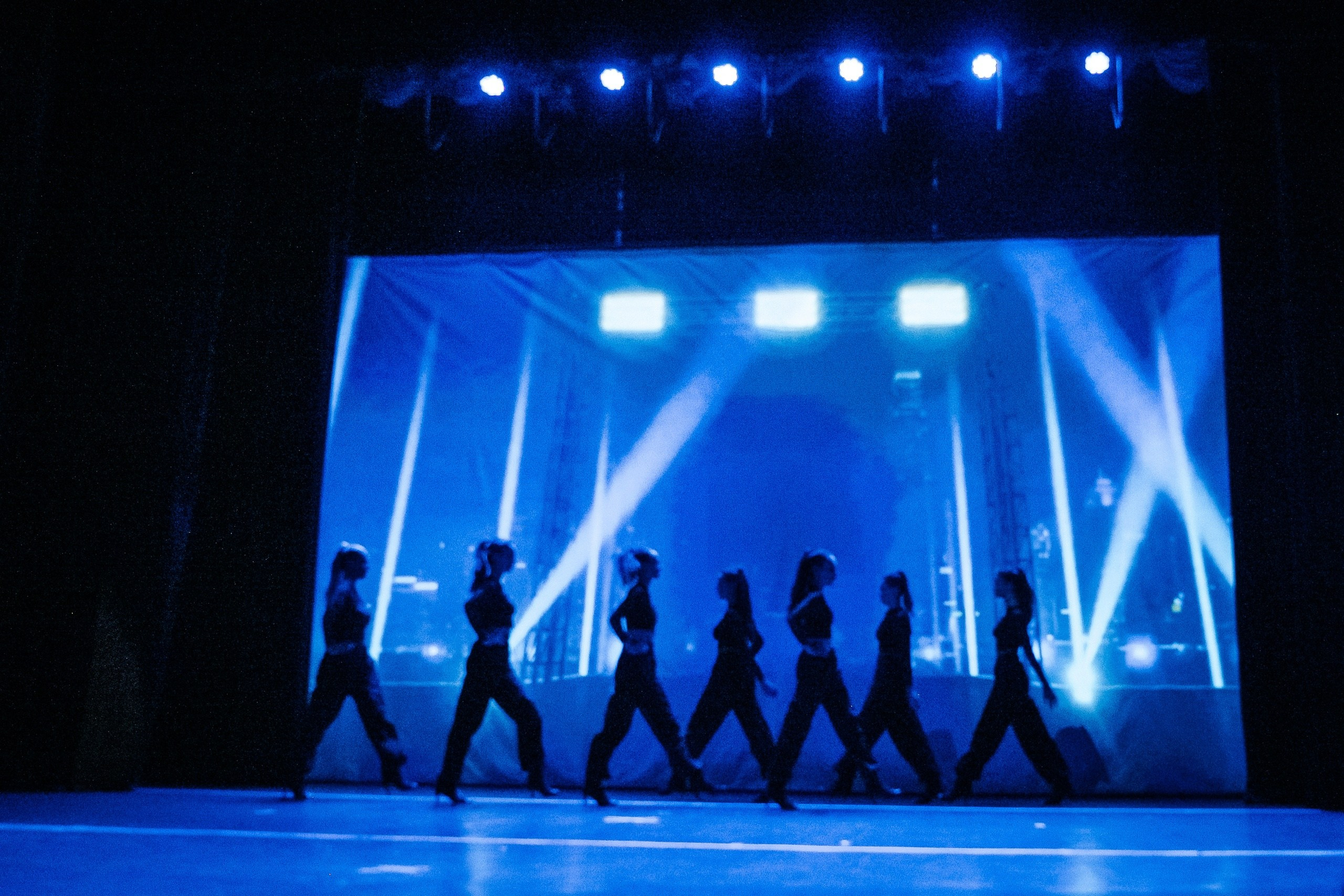 Танцы. Фотограф Елена Рогашкова