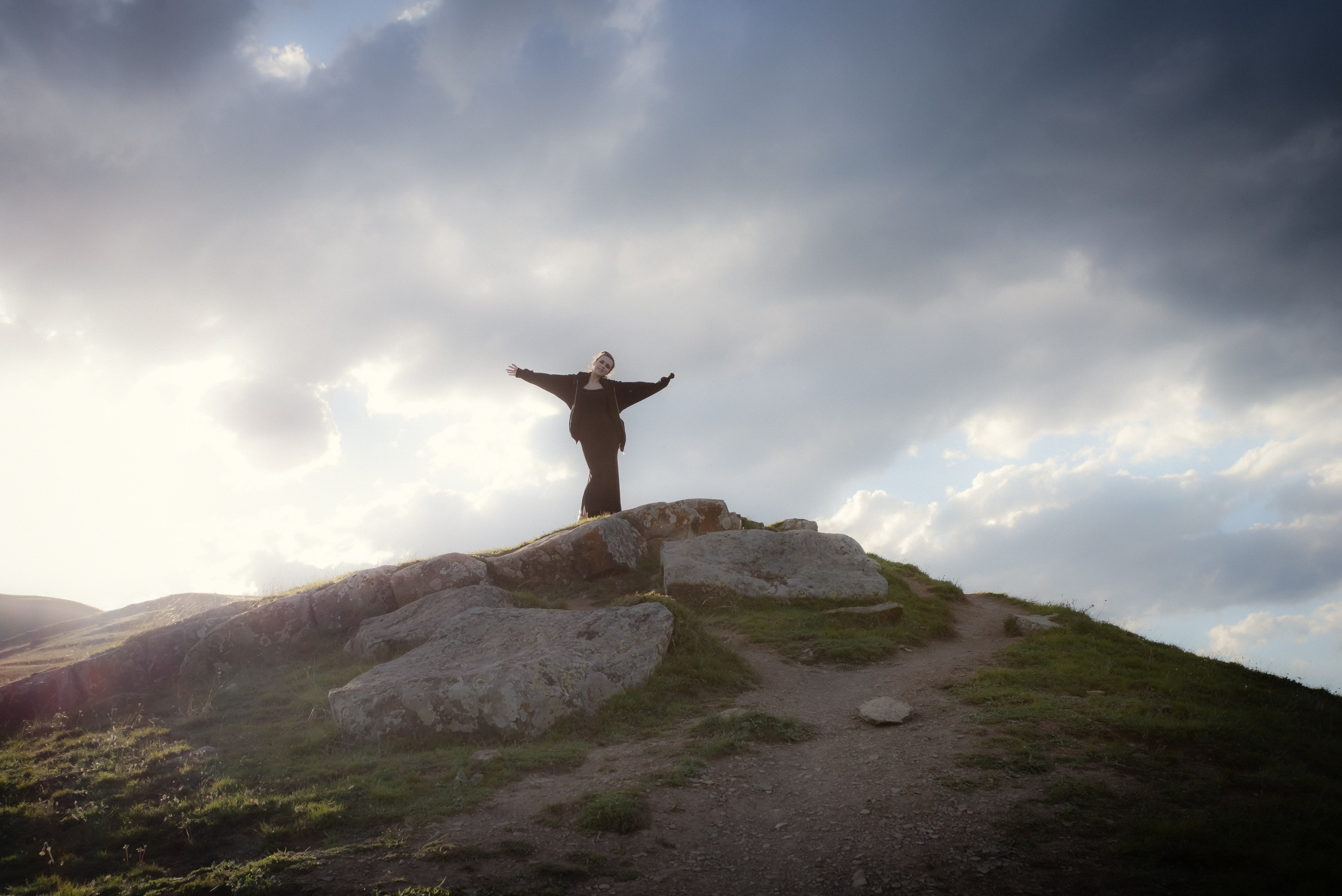 На вершине горы на 4.5. км выше к облакам. Фотограф Крещение Венчание Москва