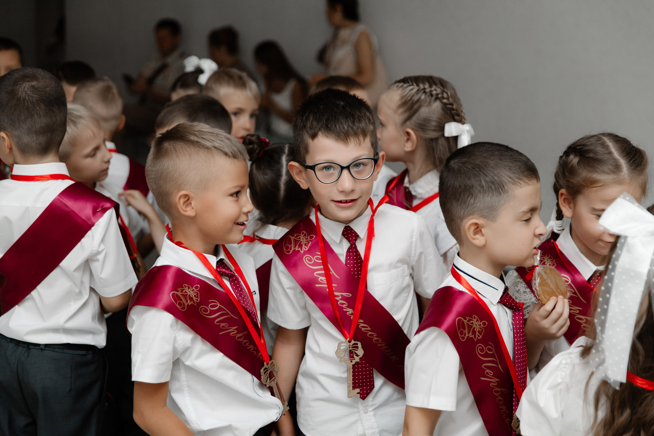 1 класс 11 школа. Выпускные альбомы Натальи Бутко: Новороссийск, Анапа, Геленджик