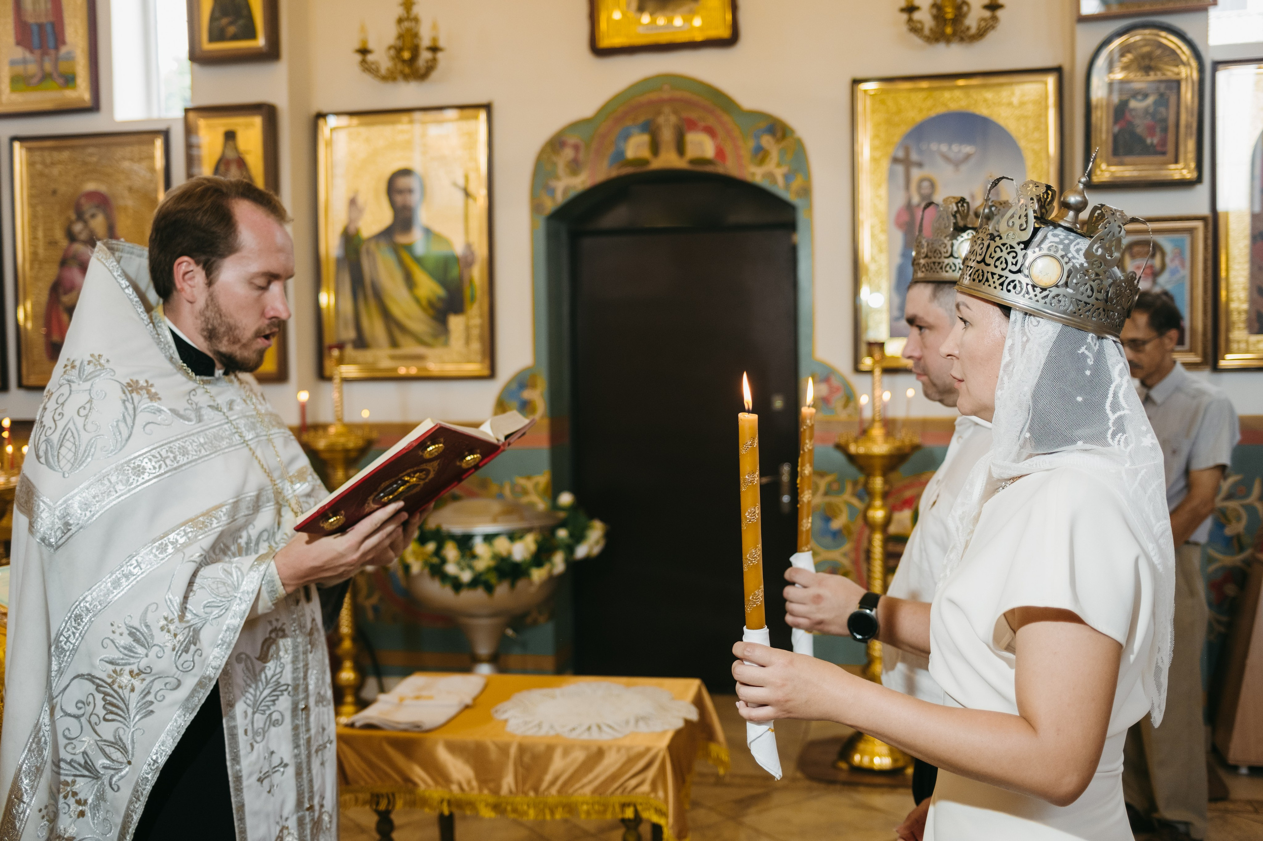 Венчание Никита и Наталья. Свадебный и репортажной фотограф Денис Ожигин в Краснодаре и Краснодарском крае
