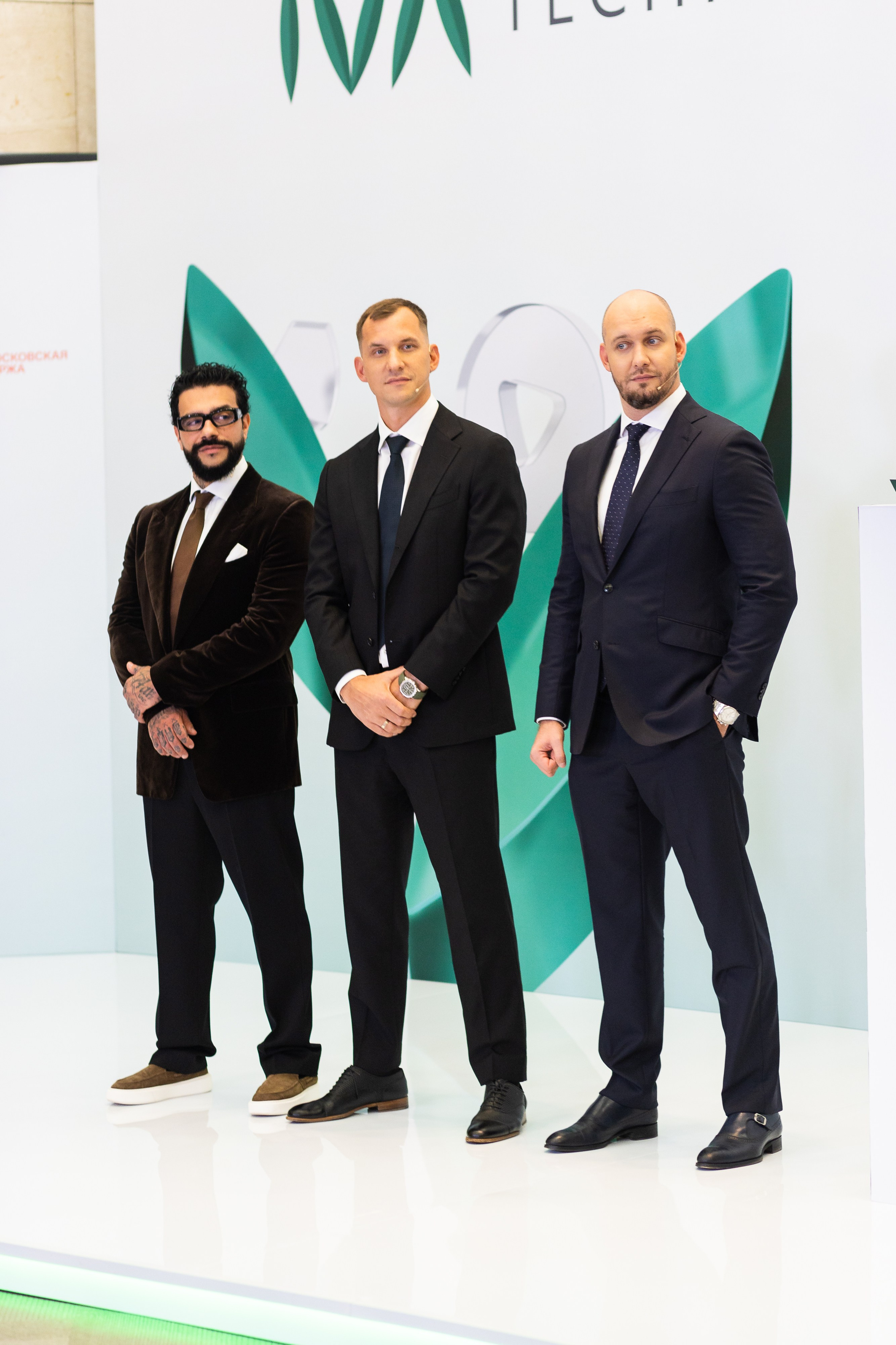 IVA на Московской бирже. Свадебный и портретный фотограф в Королёве Сергей Чихарев