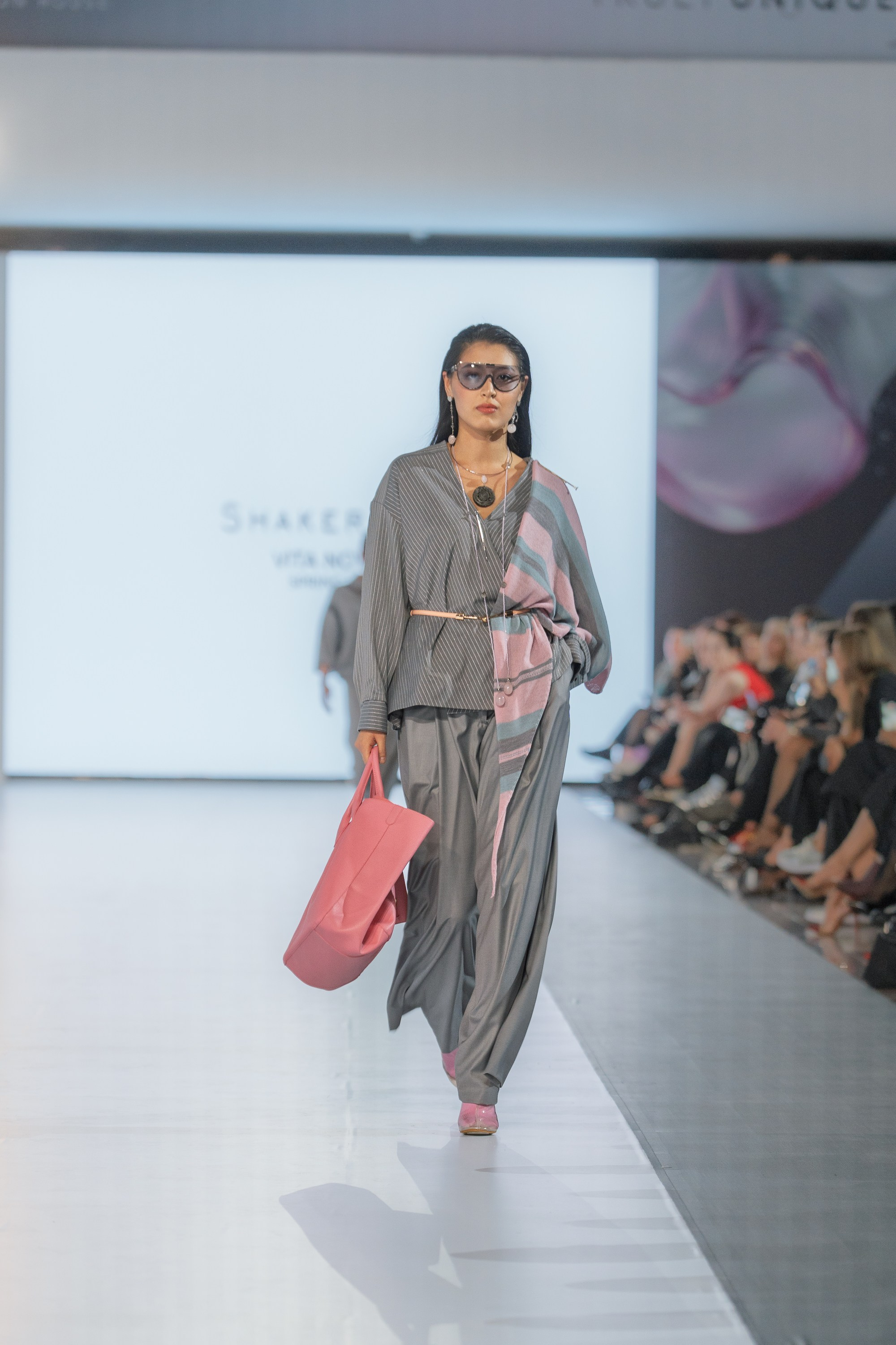 Shakerbay Vita Nova. Сайт Алматинского НЮ АРТ, будуар и фэшн фотографа Дениса Карпенко