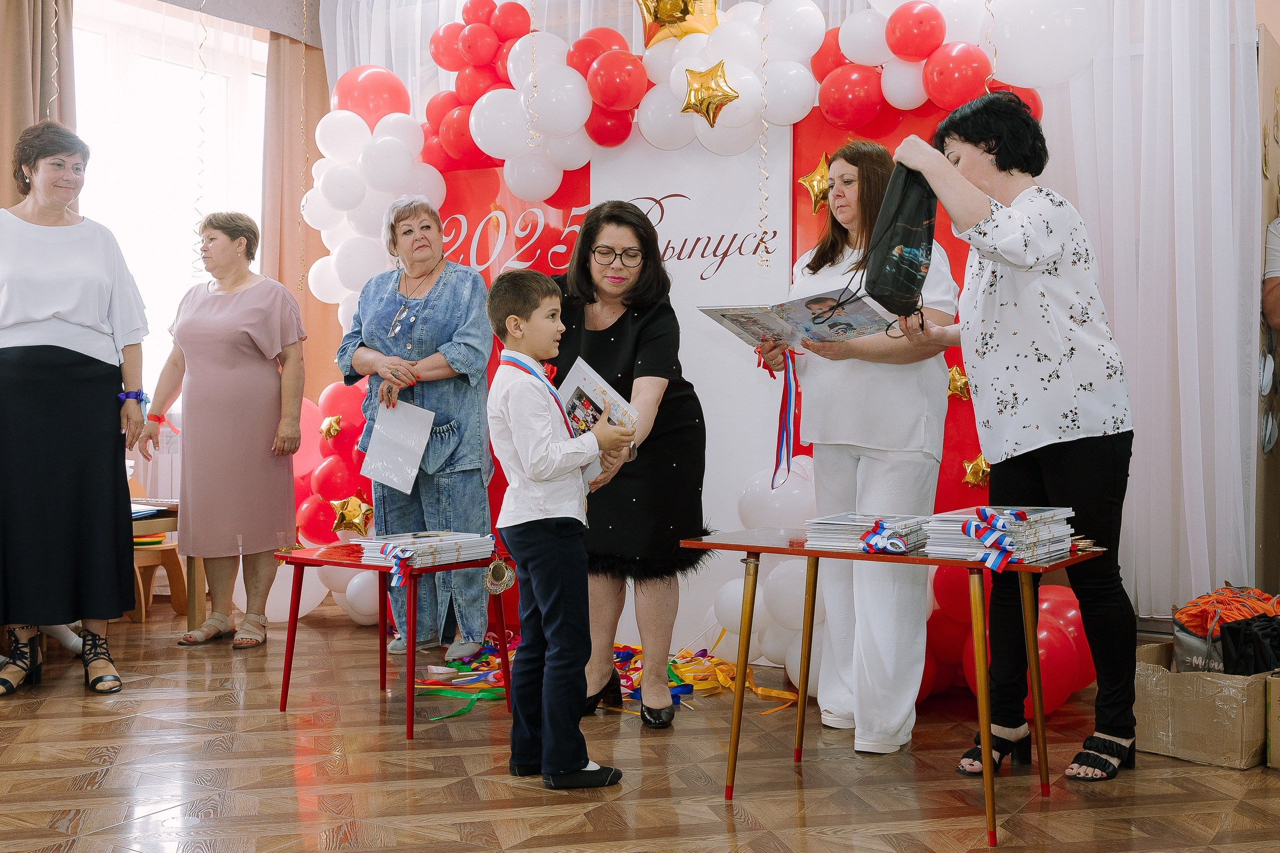 Выпускной в ДС 26. Выпускные альбомы Натальи Бутко: Новороссийск, Анапа, Геленджик