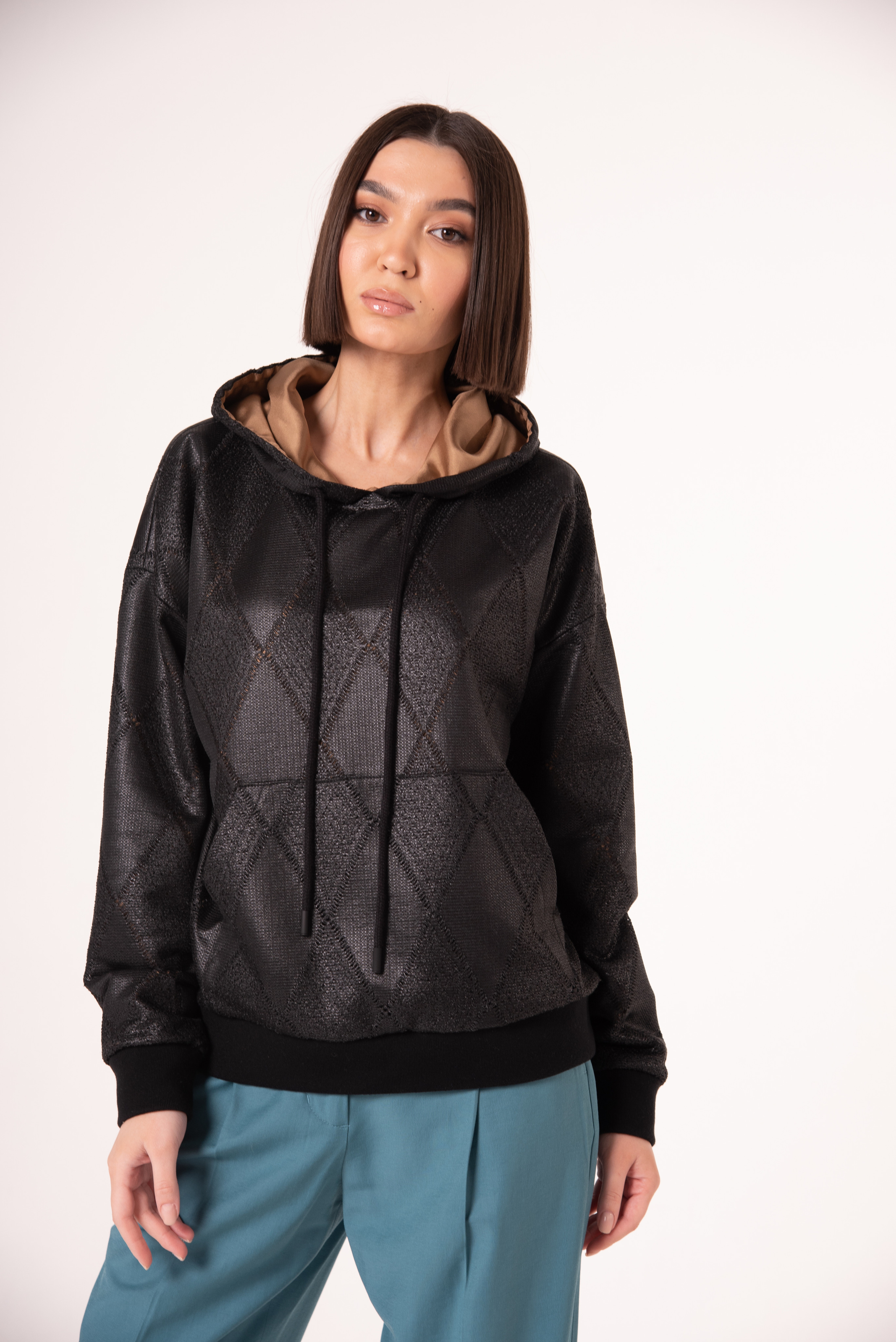 Каталожная съёмка для интернет магазинов. Автопортретная фотостудия в Казани