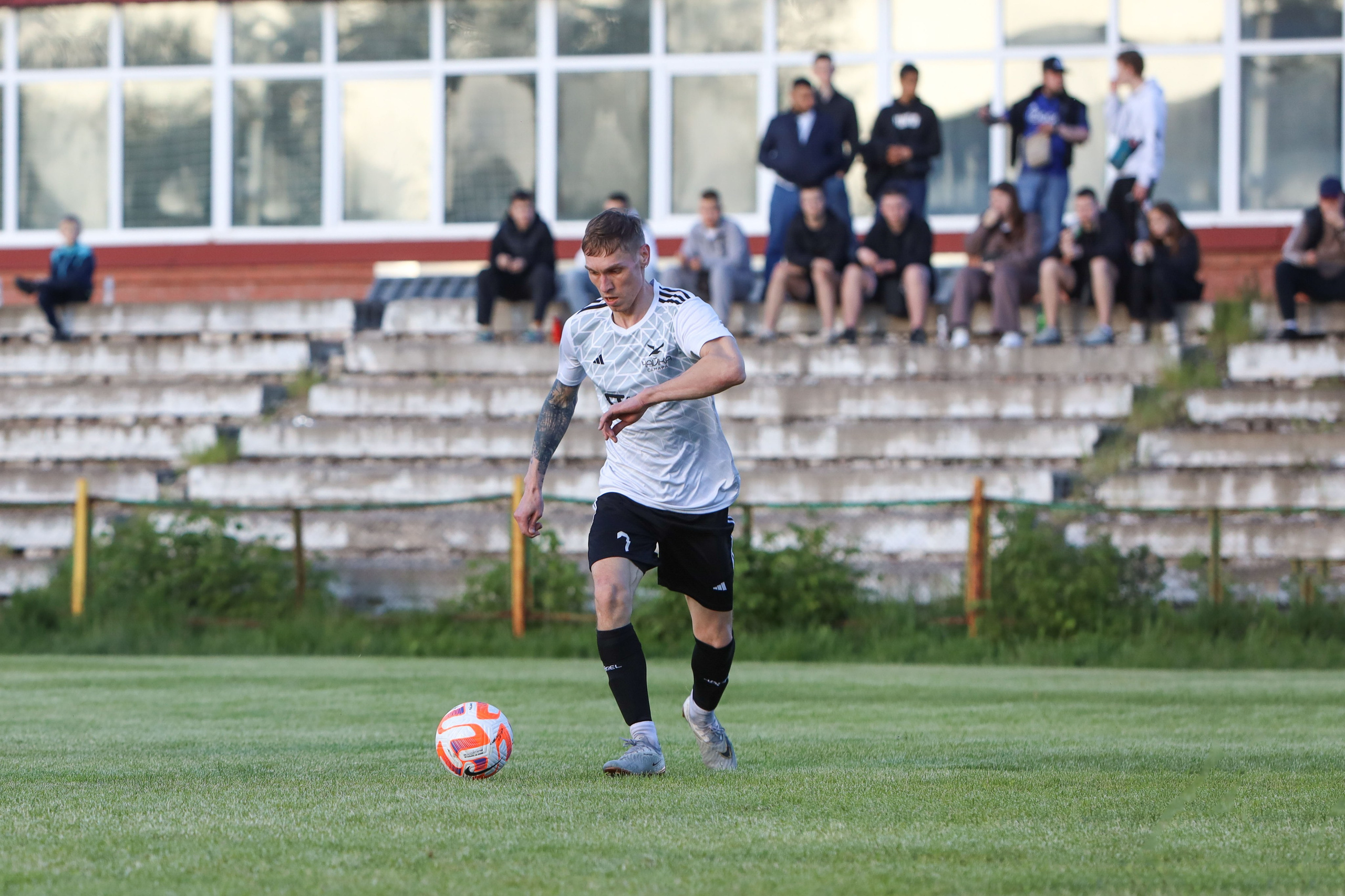 Чайка — Торпедо. Взрослое первенство города по футболу. Спортивный фотограф в Самаре