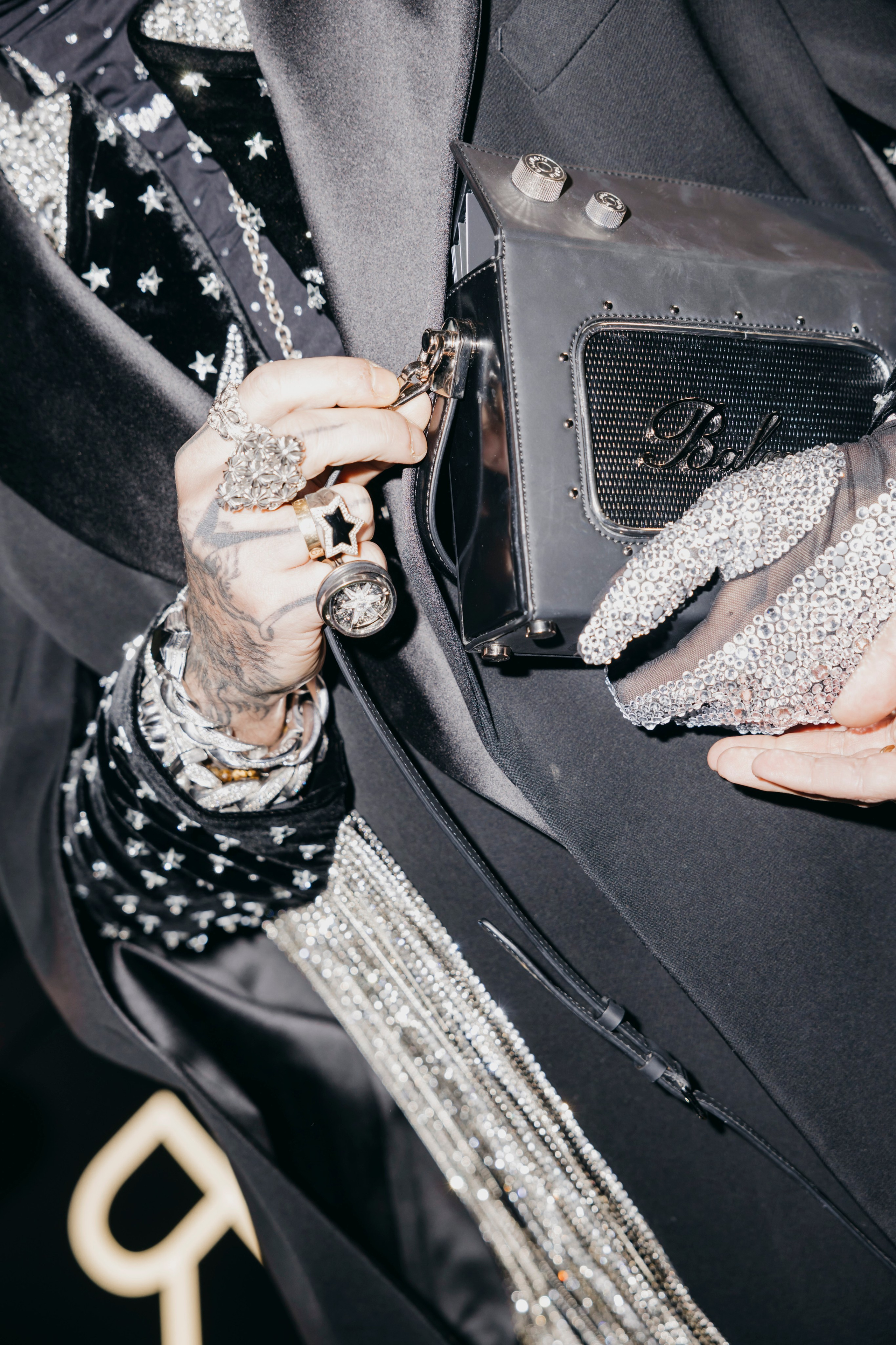 Премьера клипа «Черная пантера» Филиппа Киркорова, кинотеатр «Художественный», Москва. «Птичка на проводе»: информационный портал в Москве