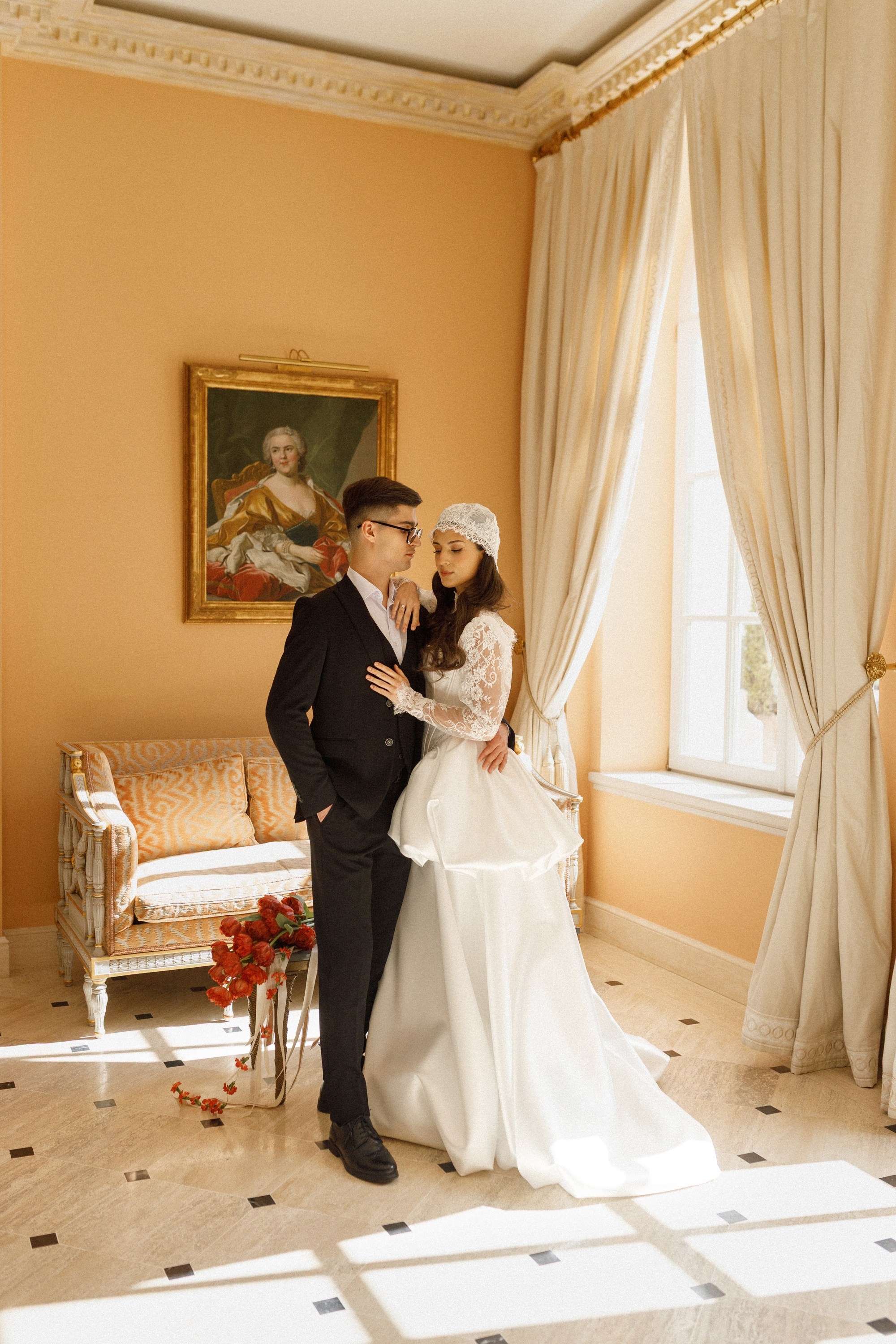 Петр и Лейла