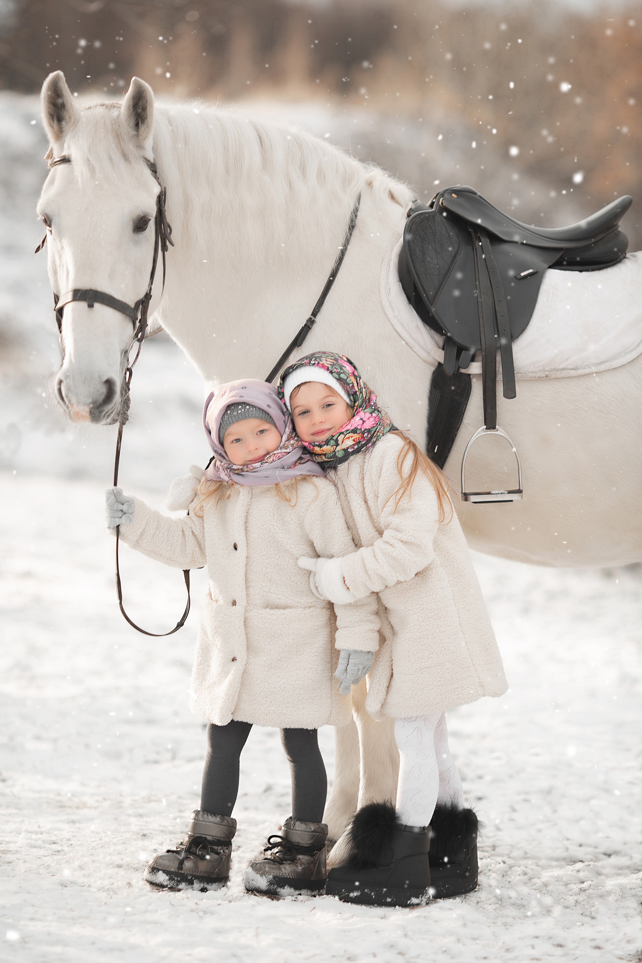 Екатерина с дочками и Воробей. Фотосессия с лошадьми в Нижнем Новгороде