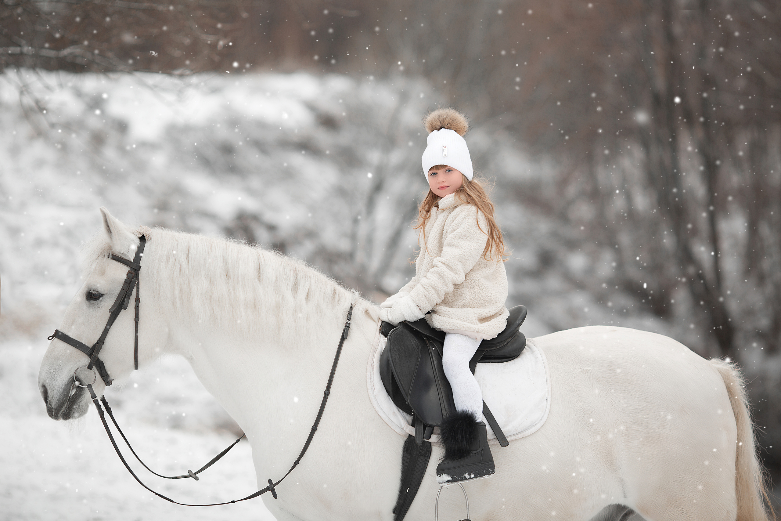 Екатерина с дочками и Воробей. Фотосессия с лошадьми в Нижнем Новгороде