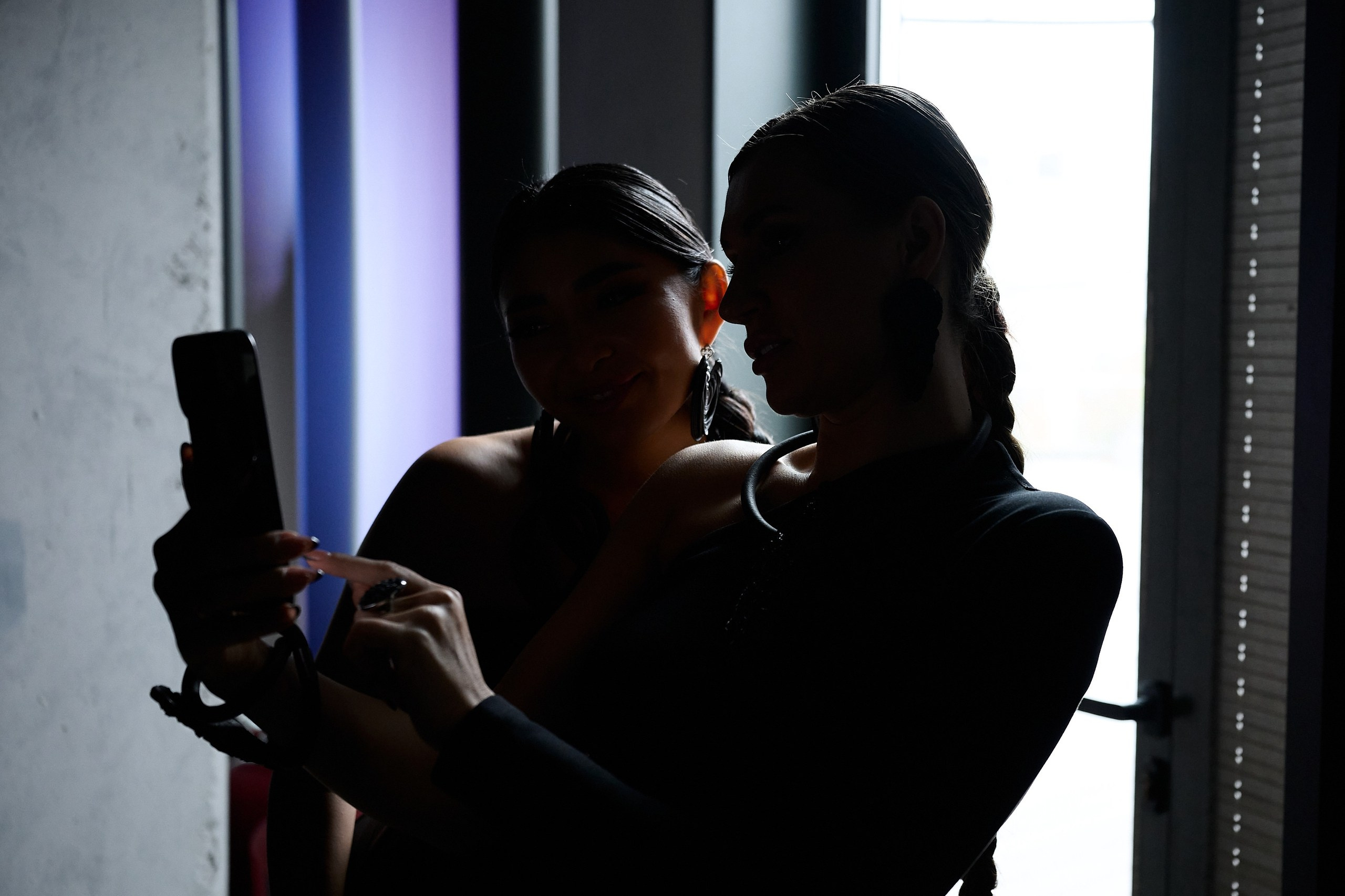 Kazakhstan fashion day 2025. Backstage. Дима Бабушкин. Фотограф. Подиум. Репортаж. Творчество. Дорого