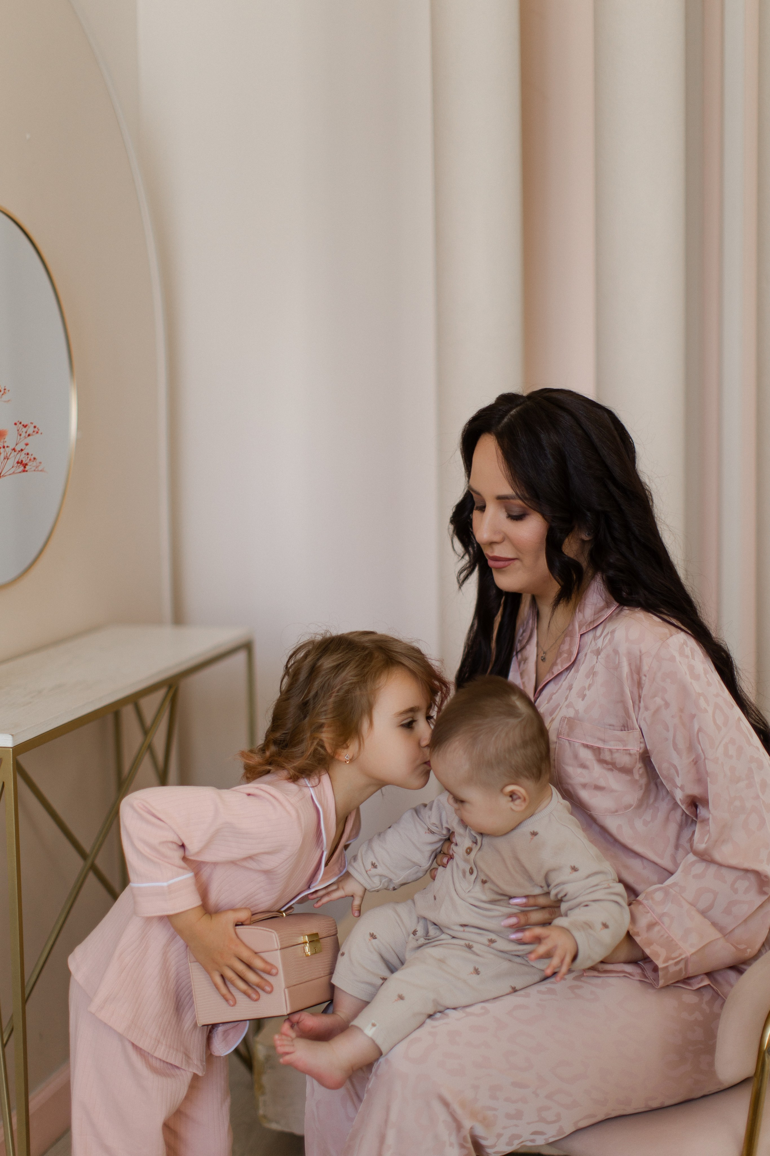 Света с дочками. Семейный и детский фотограф в Москве Кузьмина Мария