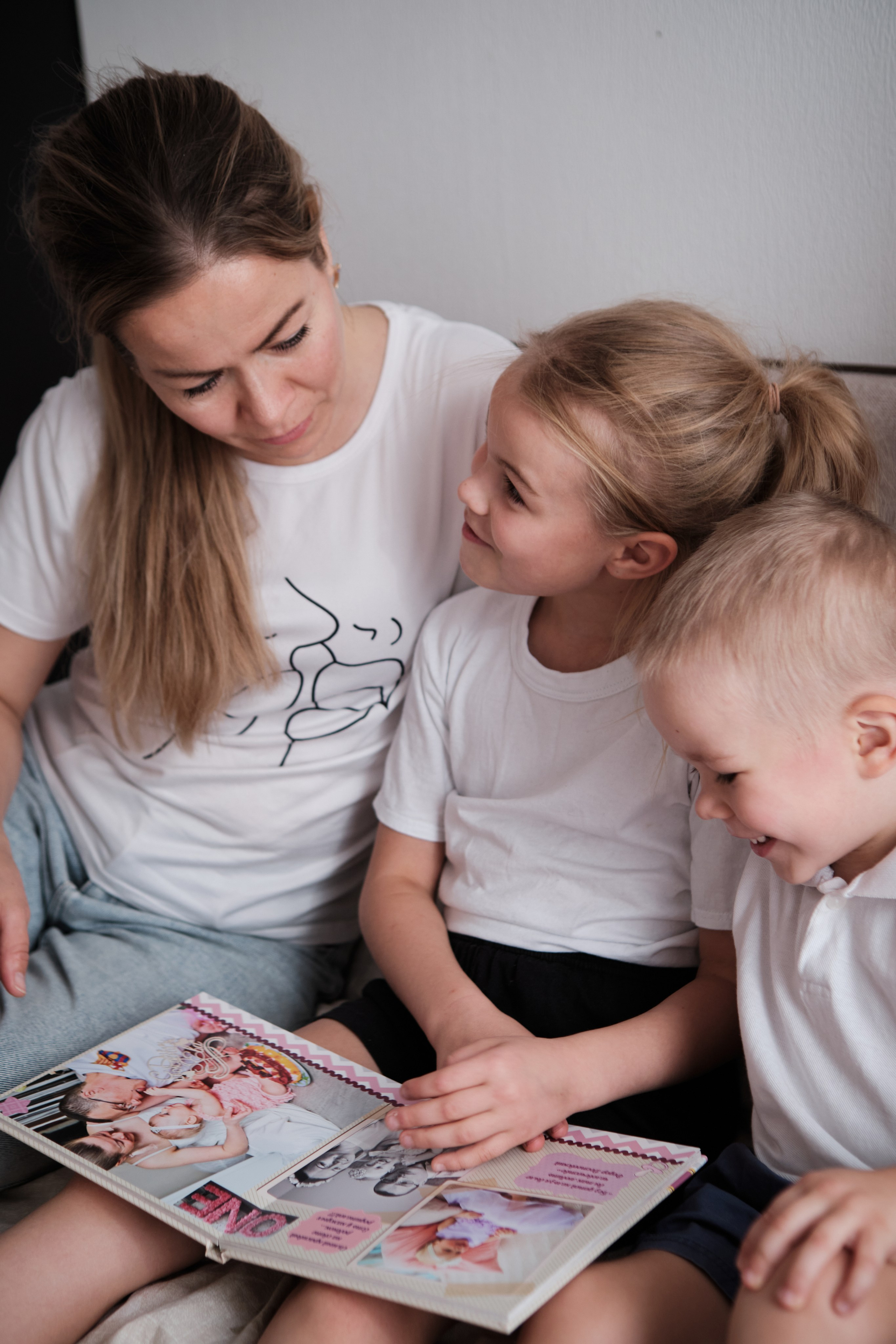 Марина с семьей. Фотограф, психолог и фототерапевт в Екатеринбурге Ольга Неуймина