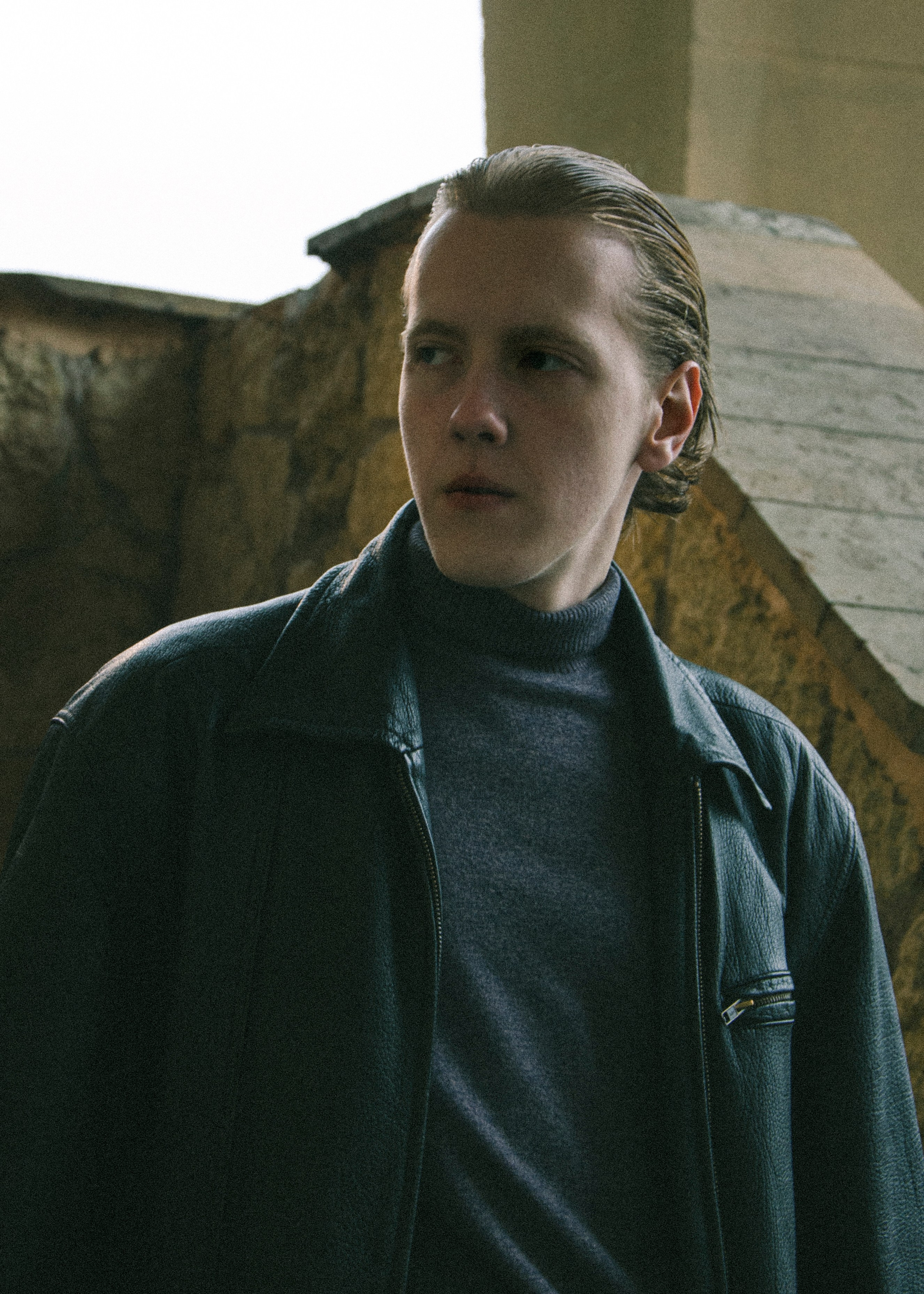 Творческая съемка для стилиста по мужским прическам