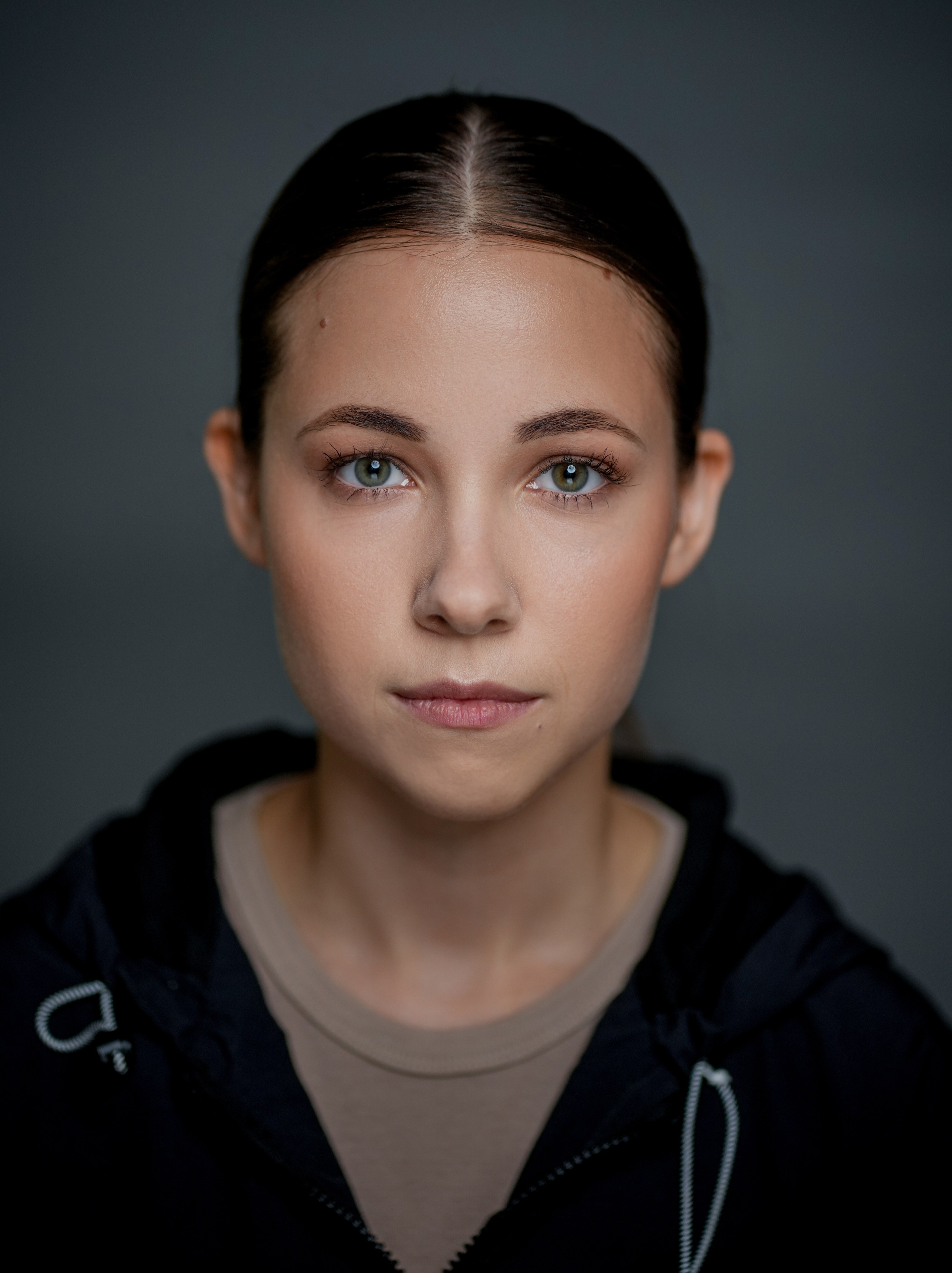 Актриса Анна Соложенцева. Портретная съемка в Москве, студийный фотограф Игорь Фомин