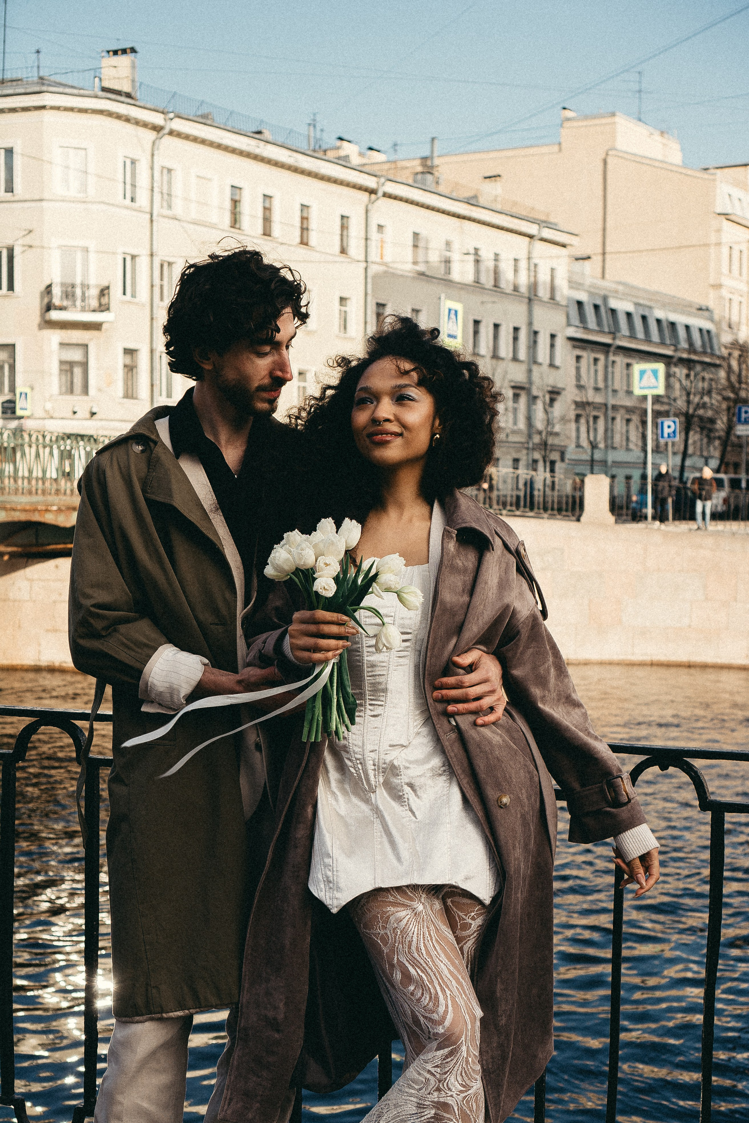 СВАДЕБНАЯ ПРОГУЛКА ПО ПЕТРОГРАДКЕ ВЕСНОЙ. СВАДЕБНАЯ ФОТОСЕССИИЯ НА ПЕТРОГРАДКЕ. Профессиональный фотограф, Санкт-Петербург — Виктория Богомолова
