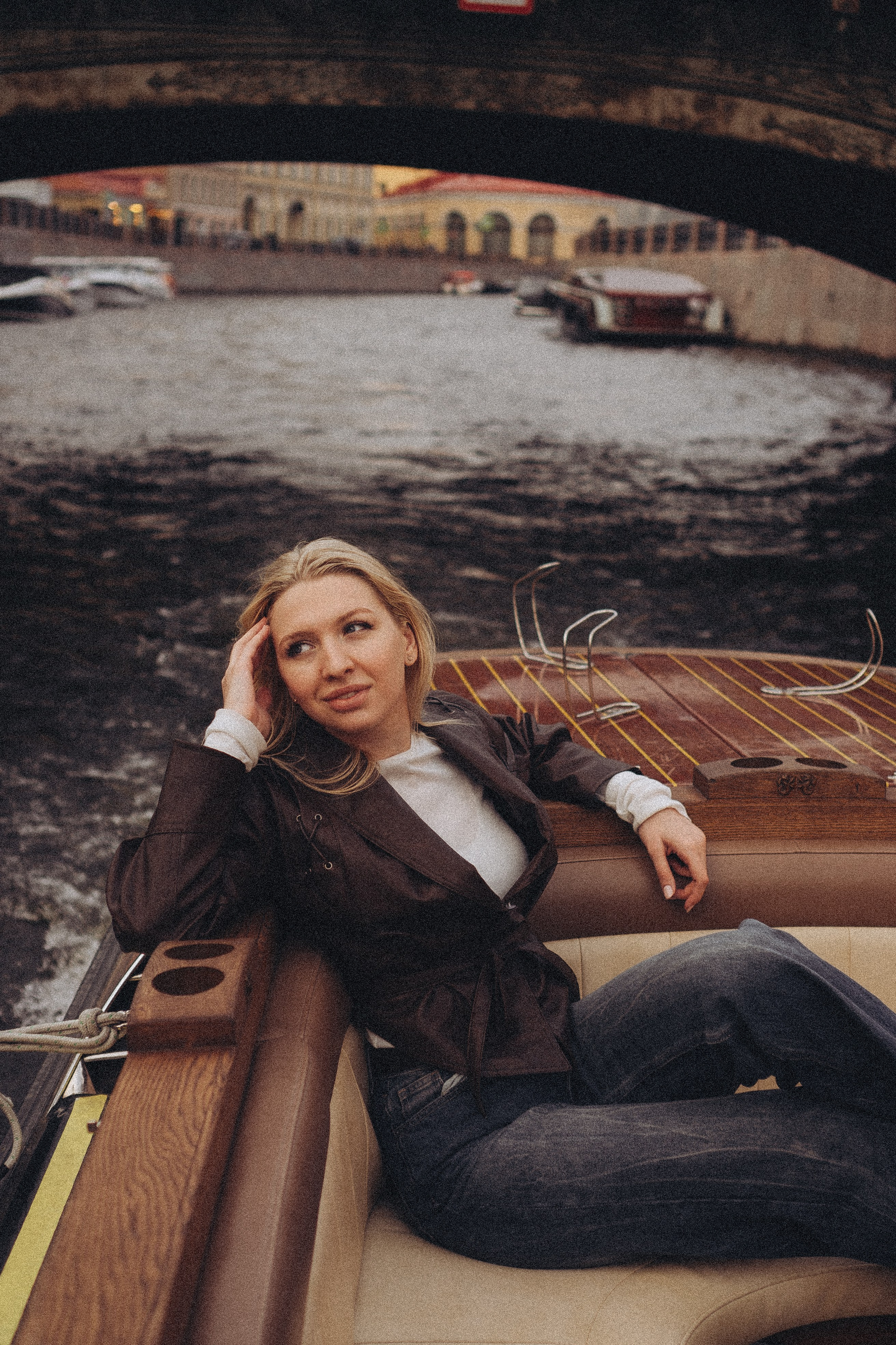 ДЕВУШКИ НА КАТЕРЕ. Профессиональный фотограф, Санкт-Петербург — Виктория Богомолова