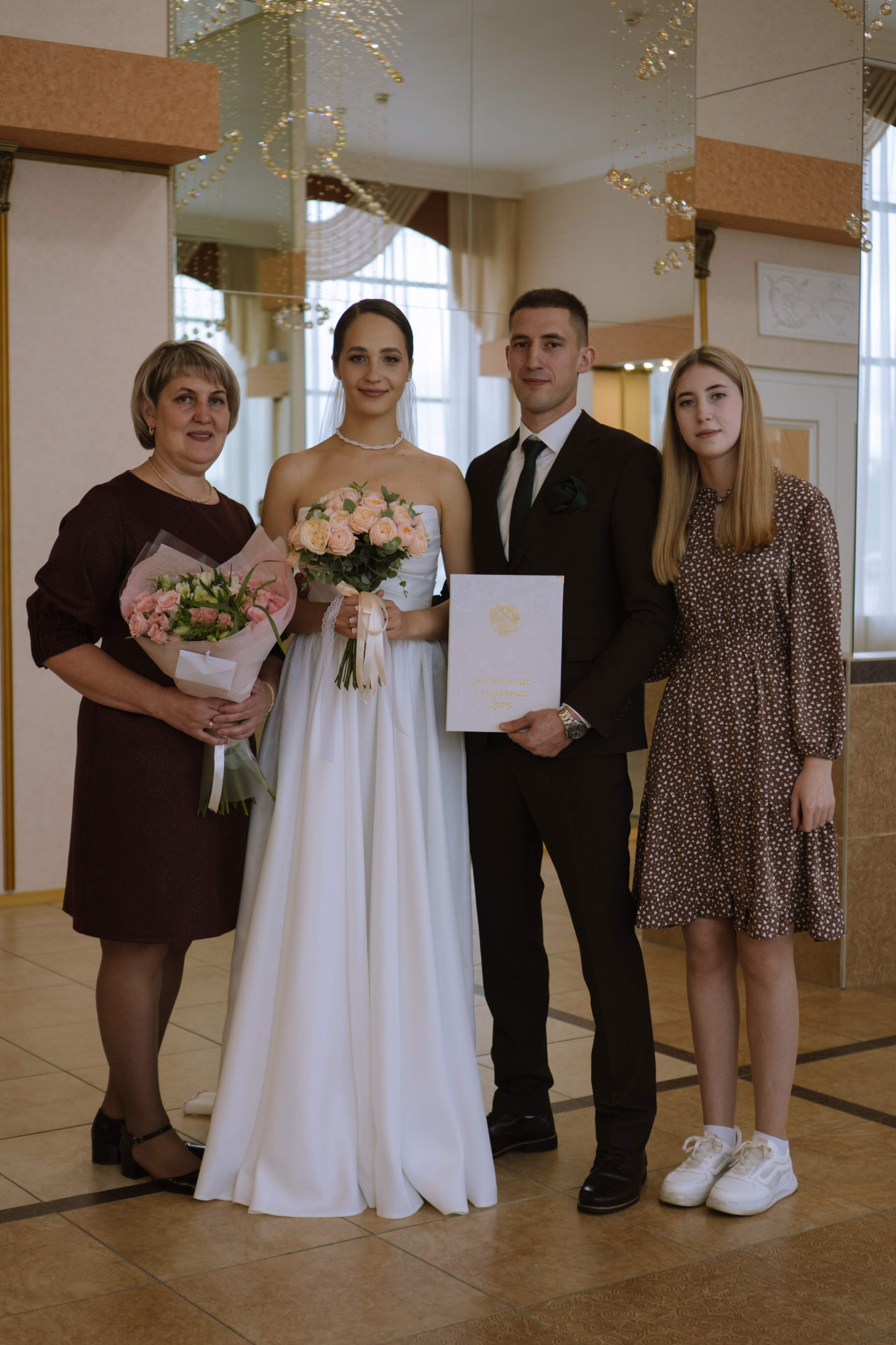 РЕПОРТАЖНАЯ СЬЕМКА В ЗАГСЕ. Профессиональный фотограф, Санкт-Петербург — Виктория Богомолова