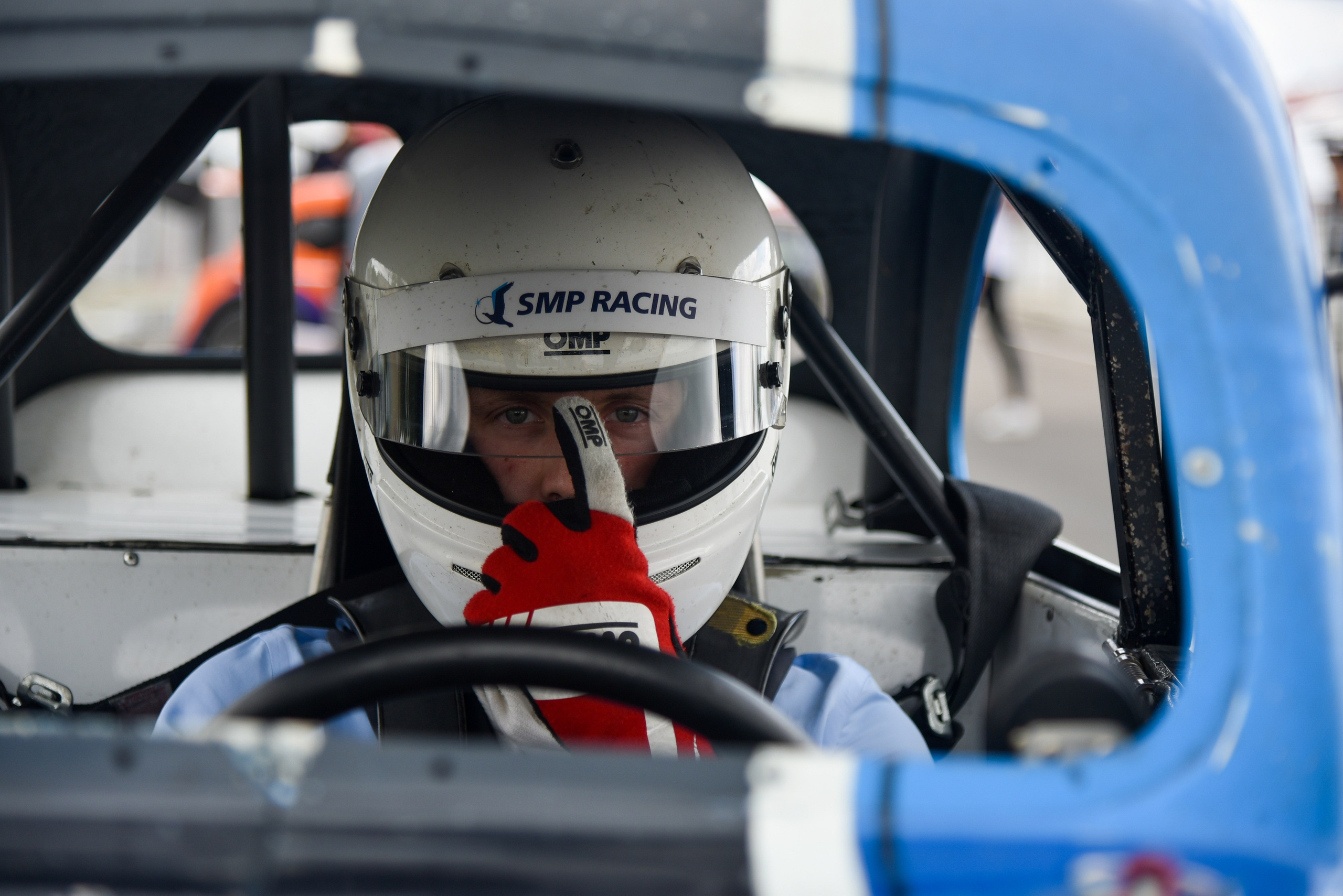 Портрет. Антон Великжанин — фотокорреспондент