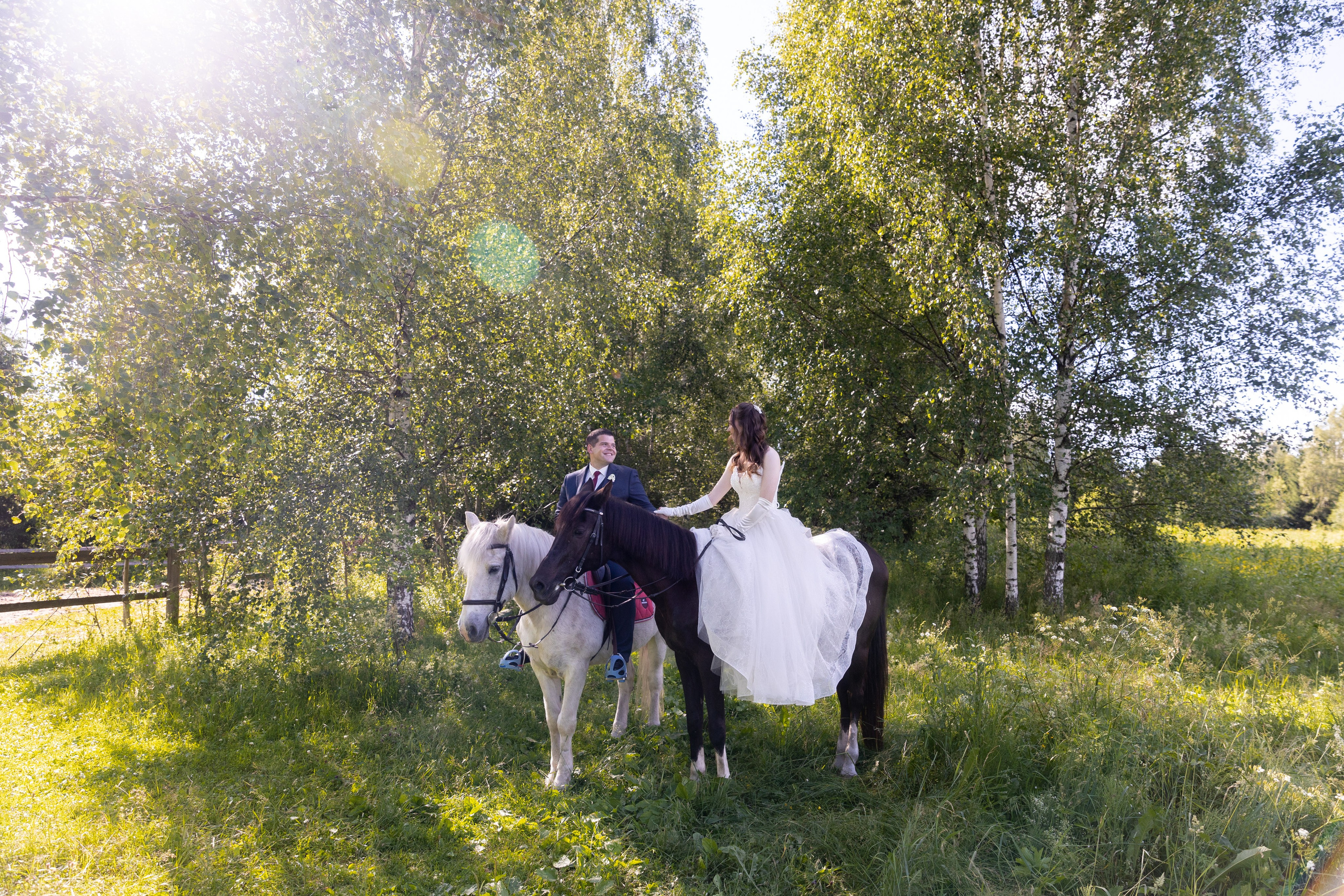 Свадьба и лошади. Свадебный и семейный фотограф Москва и Московская область