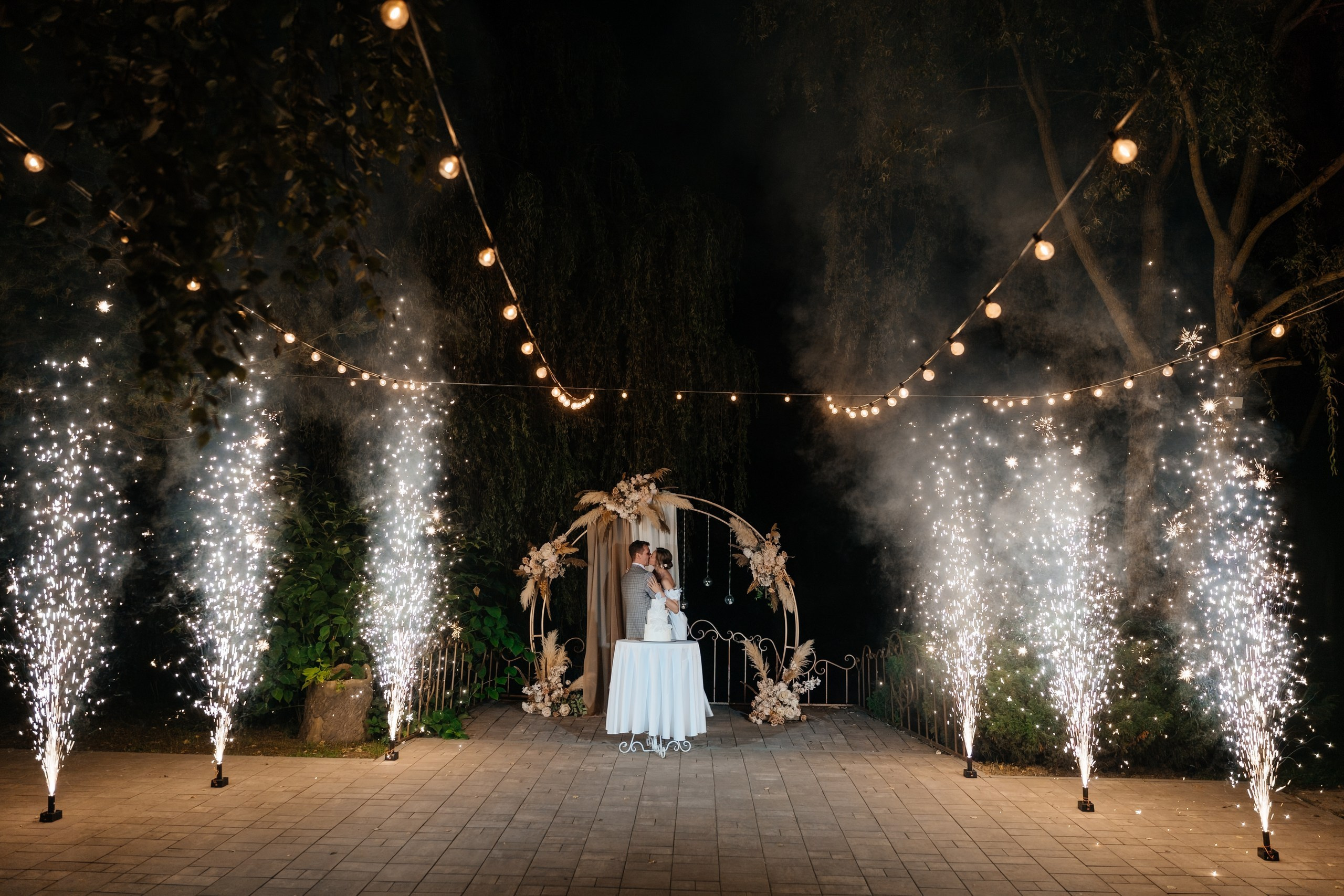 Фотограф на свадьбу Минск Москва Санкт-Петербург Свадебный фотограф Фотограф на свадьбу Репортажный фотограф Love Story Свадебная прогулка. Свадебный фотограф — Крюков Константин