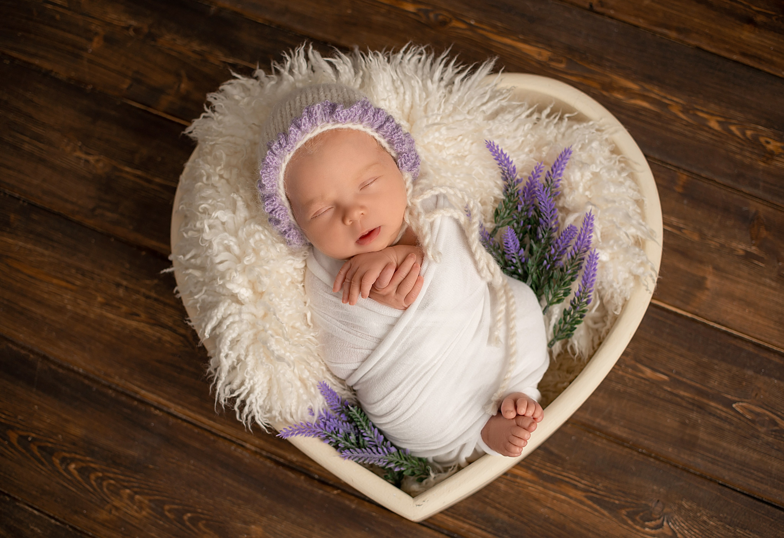 Фотосъёмка новорожденного в Краснодаре в студии. Фотограф новорожденных Краснодар Малышенко Надежда