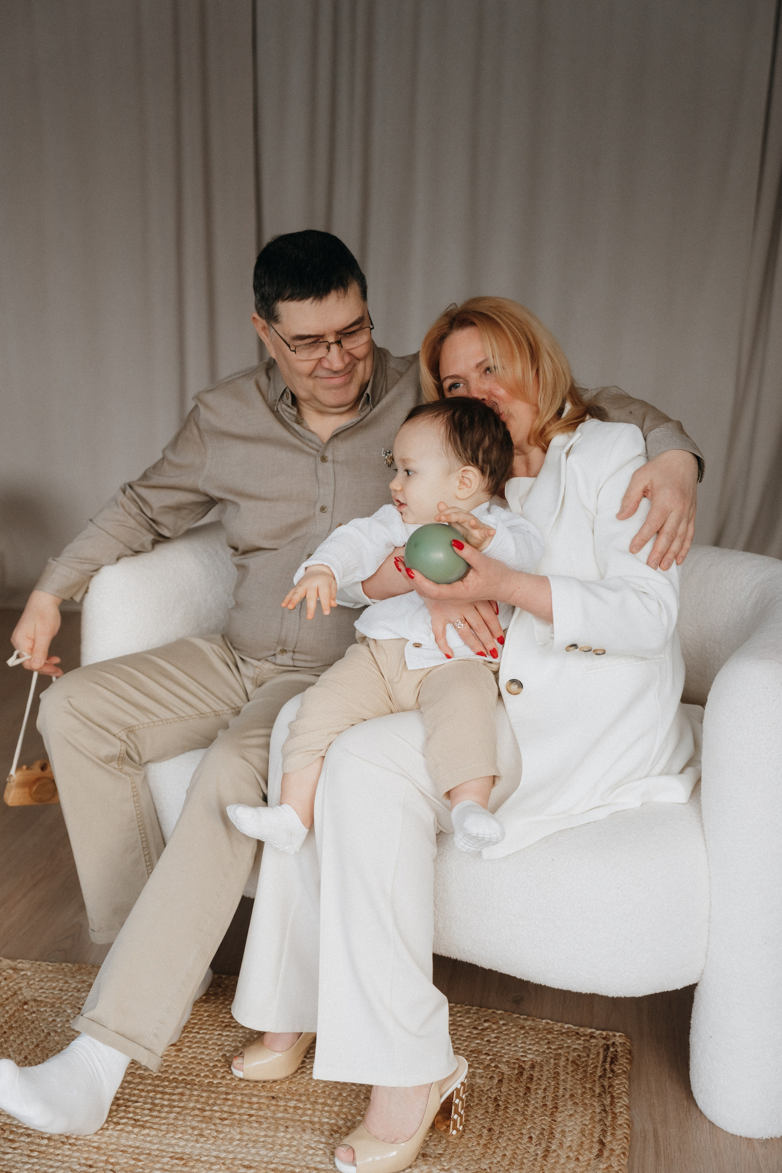 Семейная и детская фотосъемка в студии в Архангельске. Портретный и свадебный фотограф в Архангельске Елизавета Стрекаловская