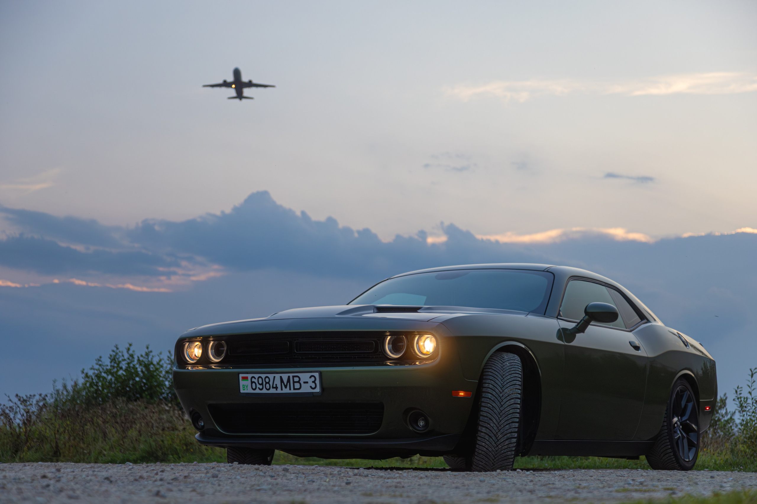 Partner Rent — Dodge Challenger. — Digital Noise —