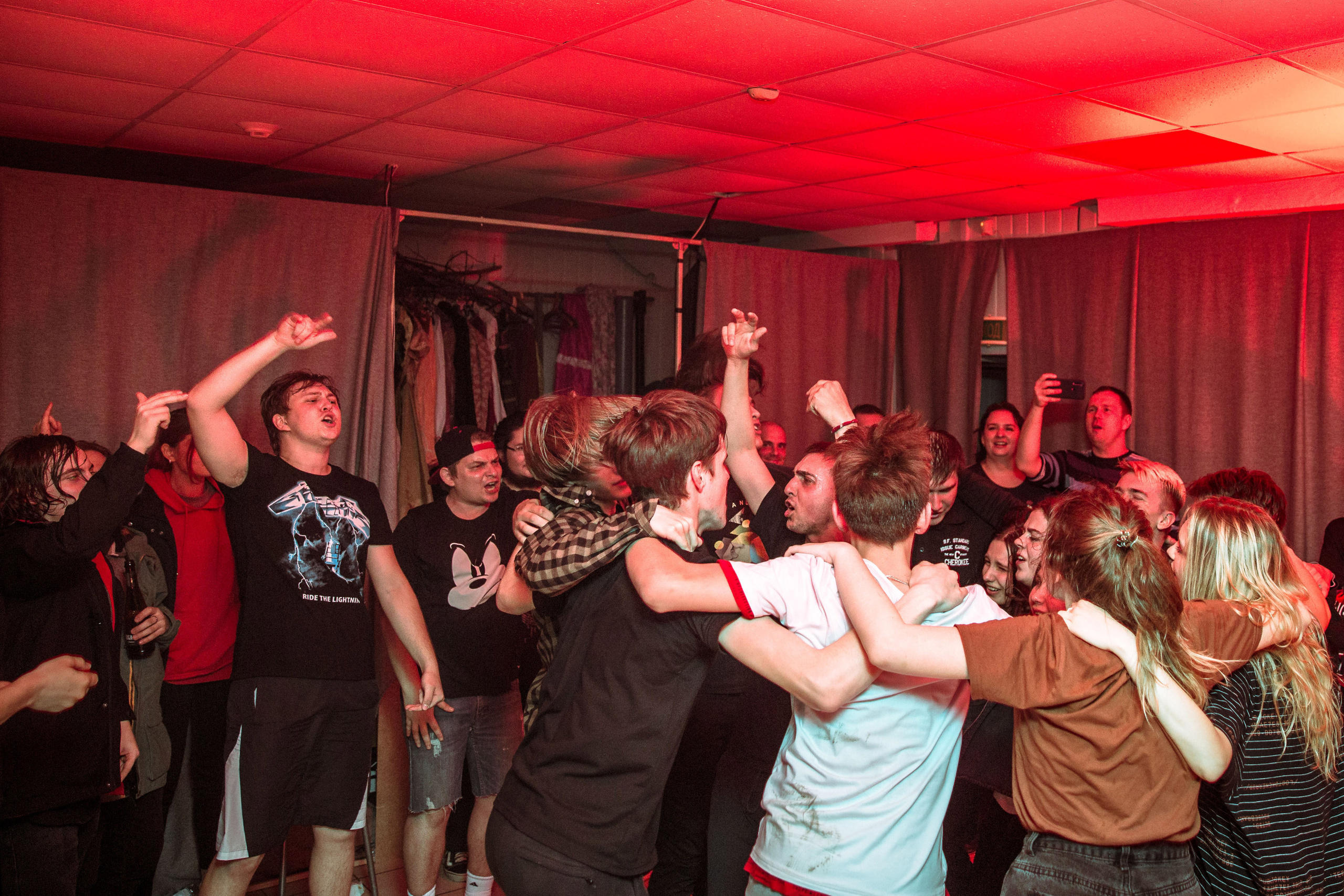 Tom Wear, G-Hard, ИНФАСОТКА — концерт в театре-студии «Портал» г. Димитровград. Концертный фотограф Наталья Сорокина