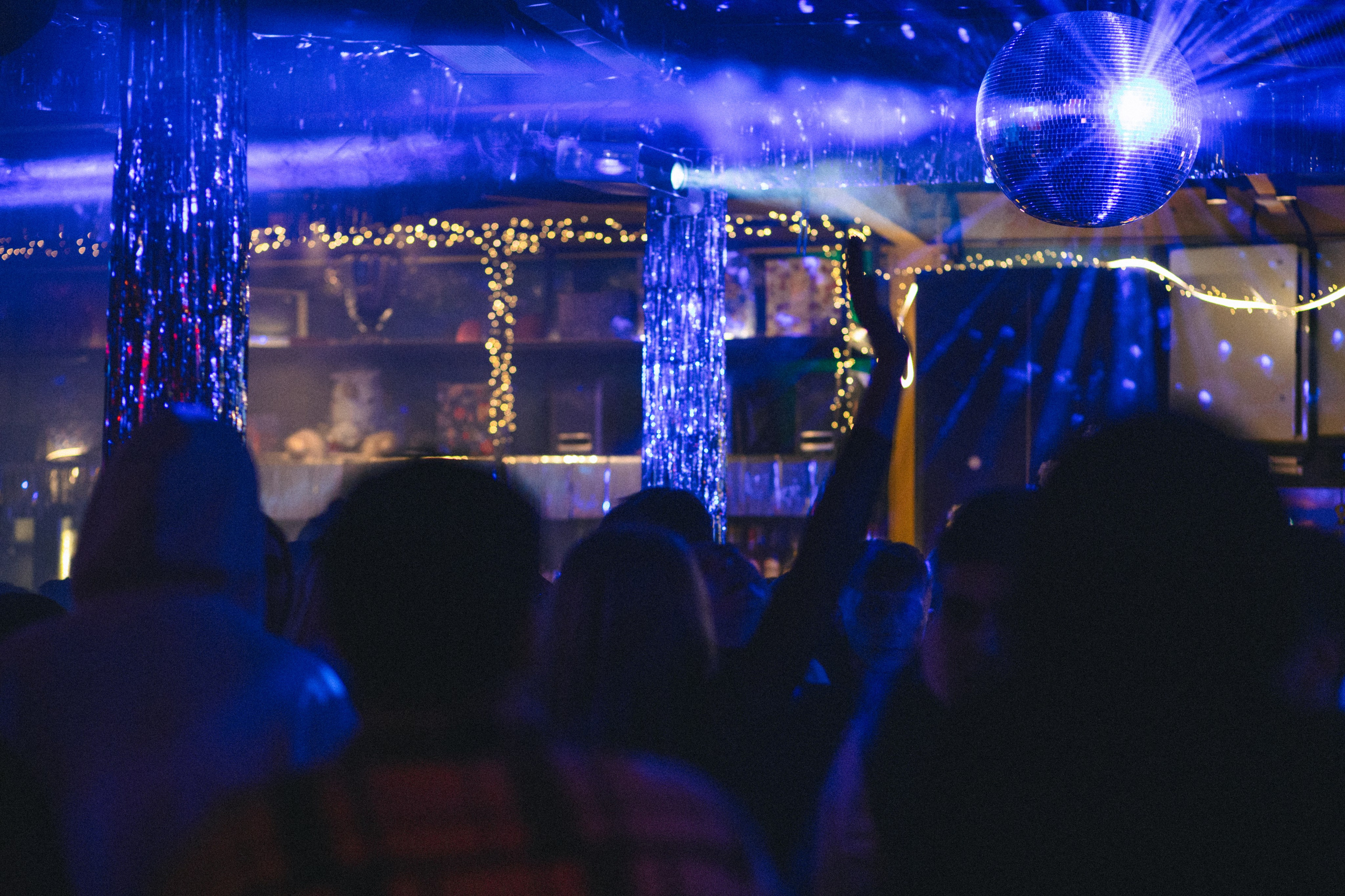 НОВОГОДНЯЯ ВЕЧЕРИНКА 90-х | Парк Культуры. Фотограф в Ставрополе Алина Клочкова