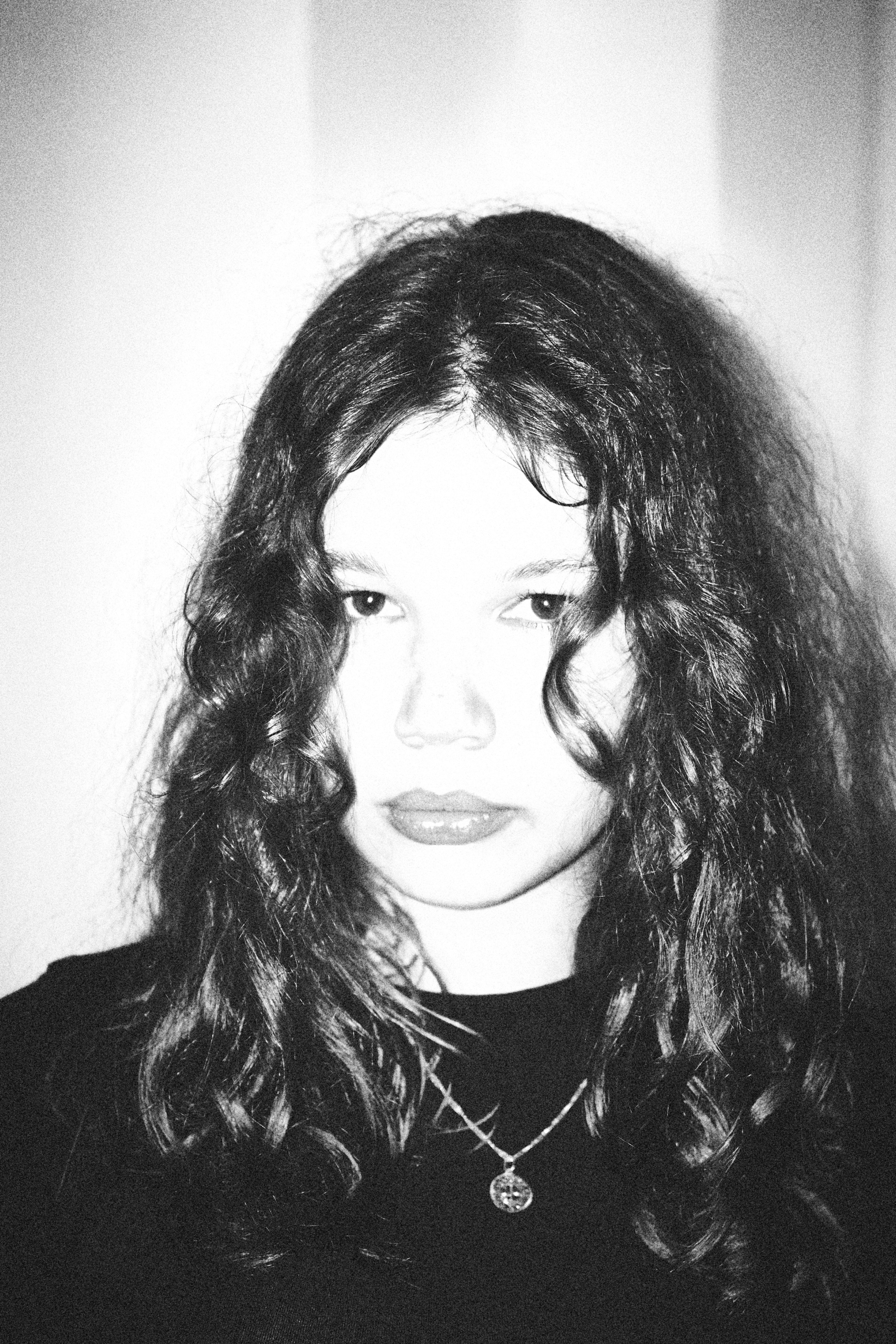 Ночная Фотосессия Софа. Фэшн-фотография и портреты в Владивостоке. Превращаю съёмку в повествование — создаю образы с сюжетом, которые остаются в памяти