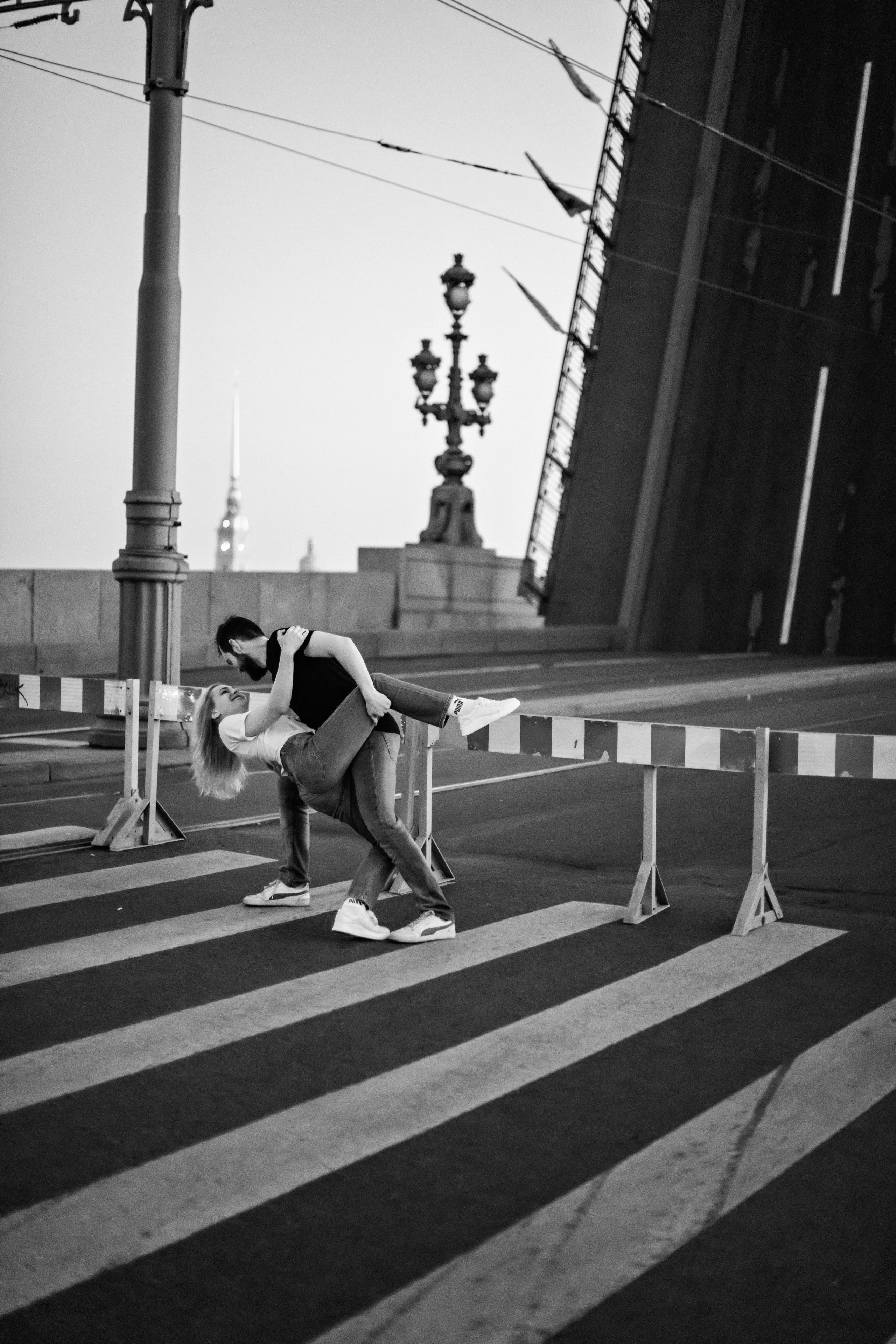 Лера и Женя. Разводные мосты. Рассвет. Свадебный фотограф в Санкт-Петербурге София Шубик