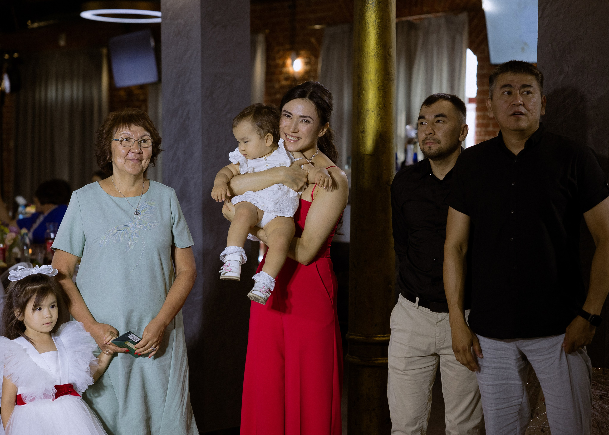 Дмитрий и Алита. Фотограф Эмиль Исякаев