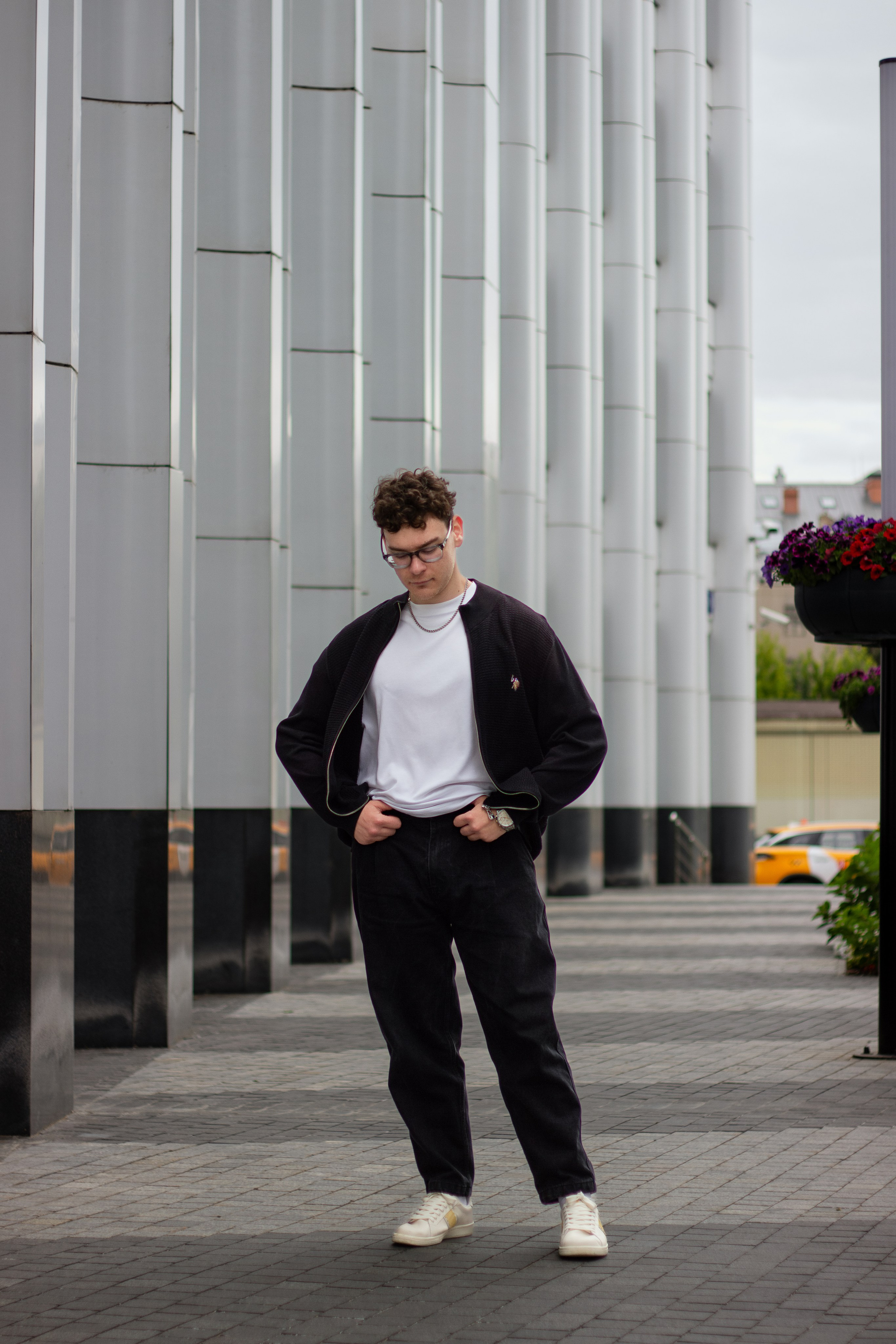 Илья в Бизнес-центе Аквамарин. Портретный фотограф Москва Юлия Трякина