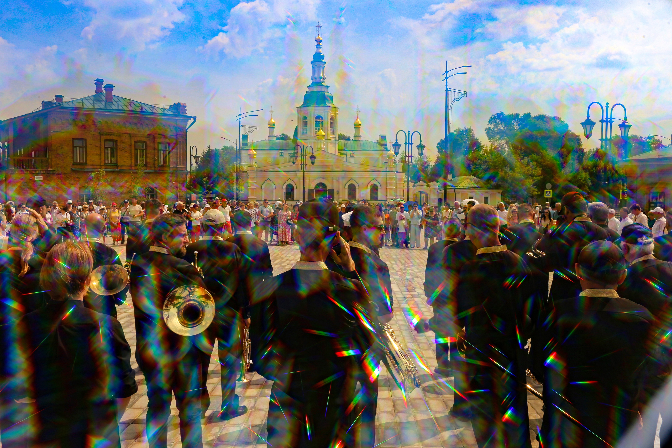 День России в Минусинске. Предметная фотография. Персональный сайт Сергея Ру. город Минусинск