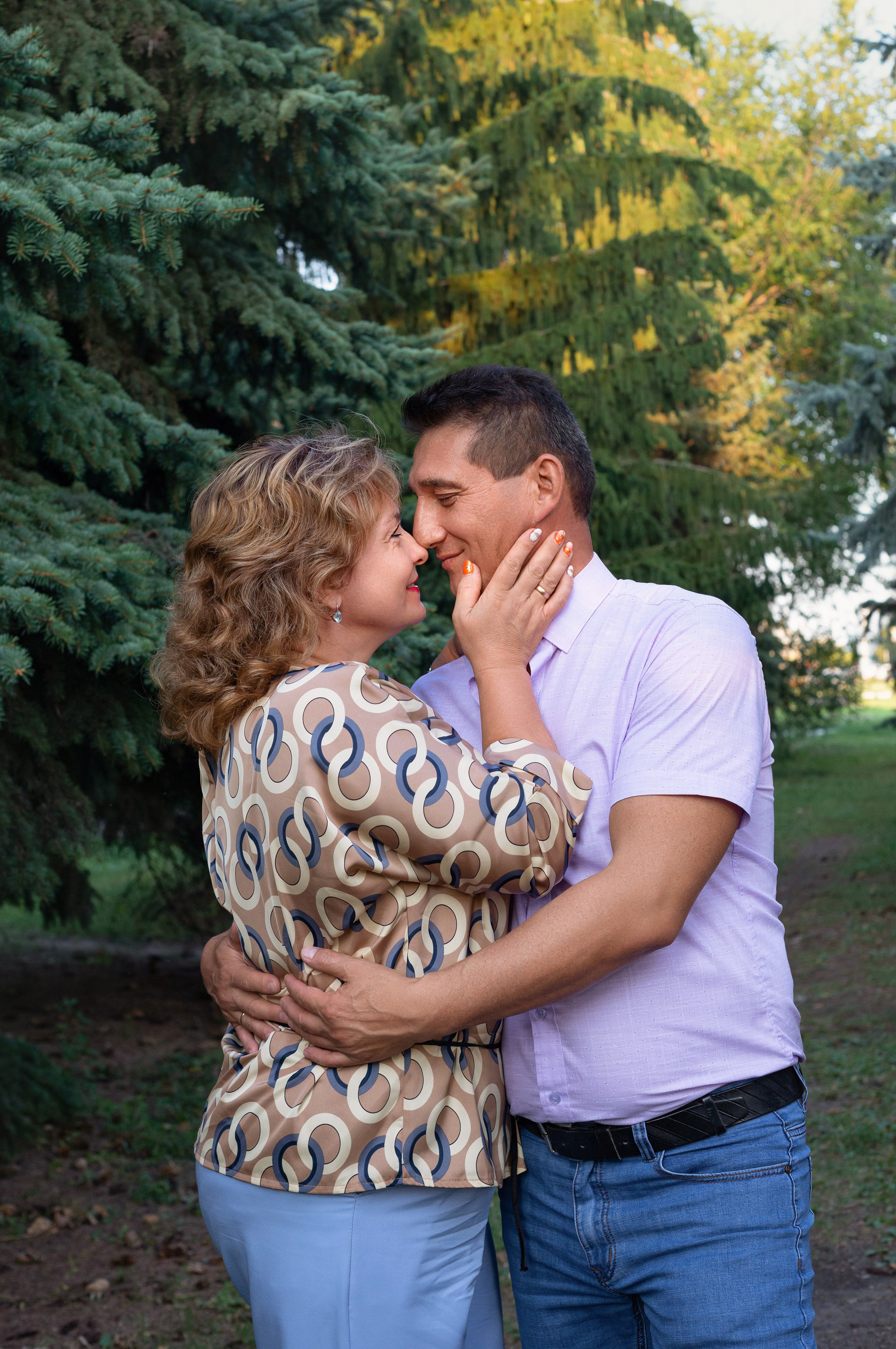 Ирина и Александр в парке. Семейный и свадебный фотограф Галина Абакумова, фотосессии в Белгороде