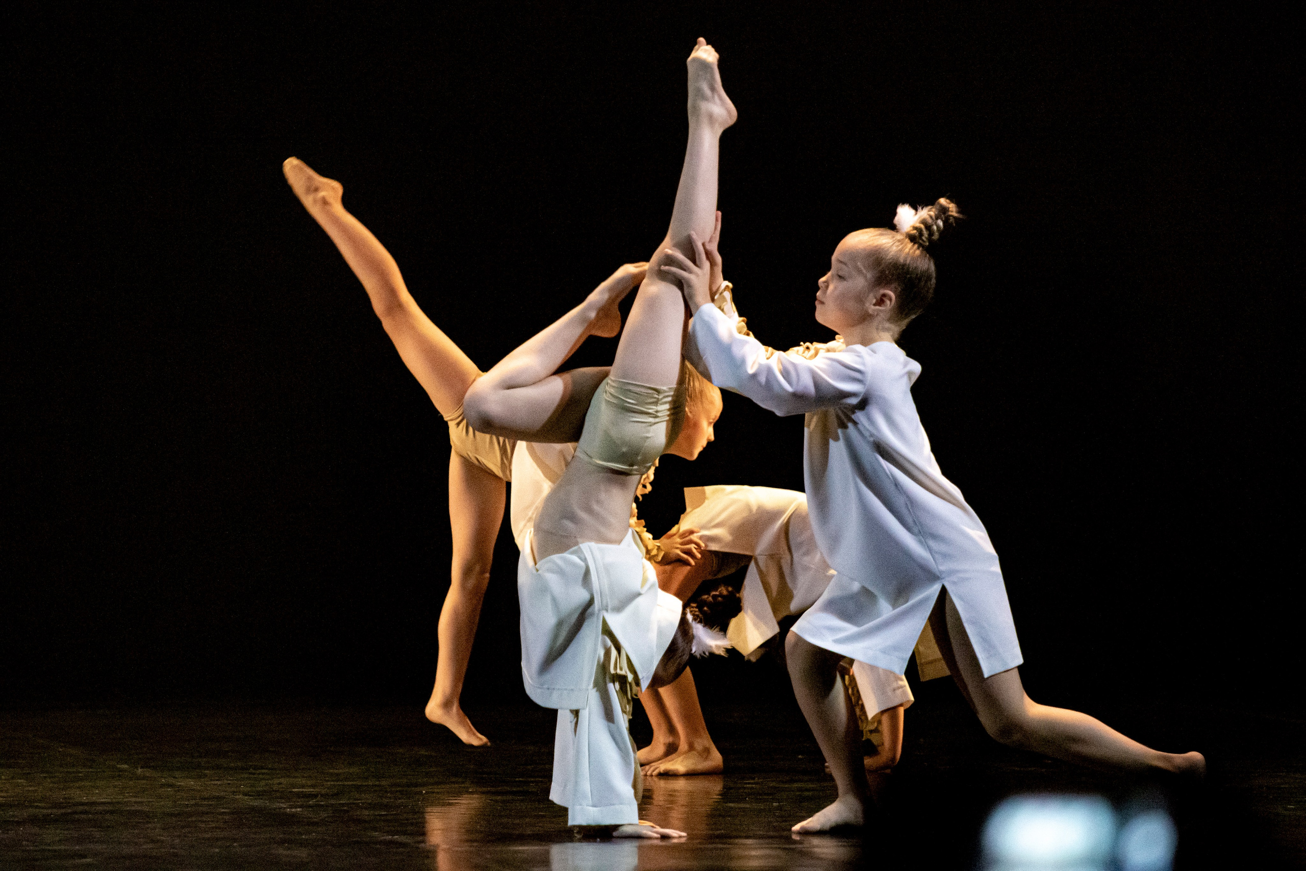 ОТЧЕТНЫЙ КОНЦЕРТ ХОРЕОГРАФИЧЕСКОЙ ШКОЛЫ НИКА. Фотограф в Сочи Юрий Шептаев