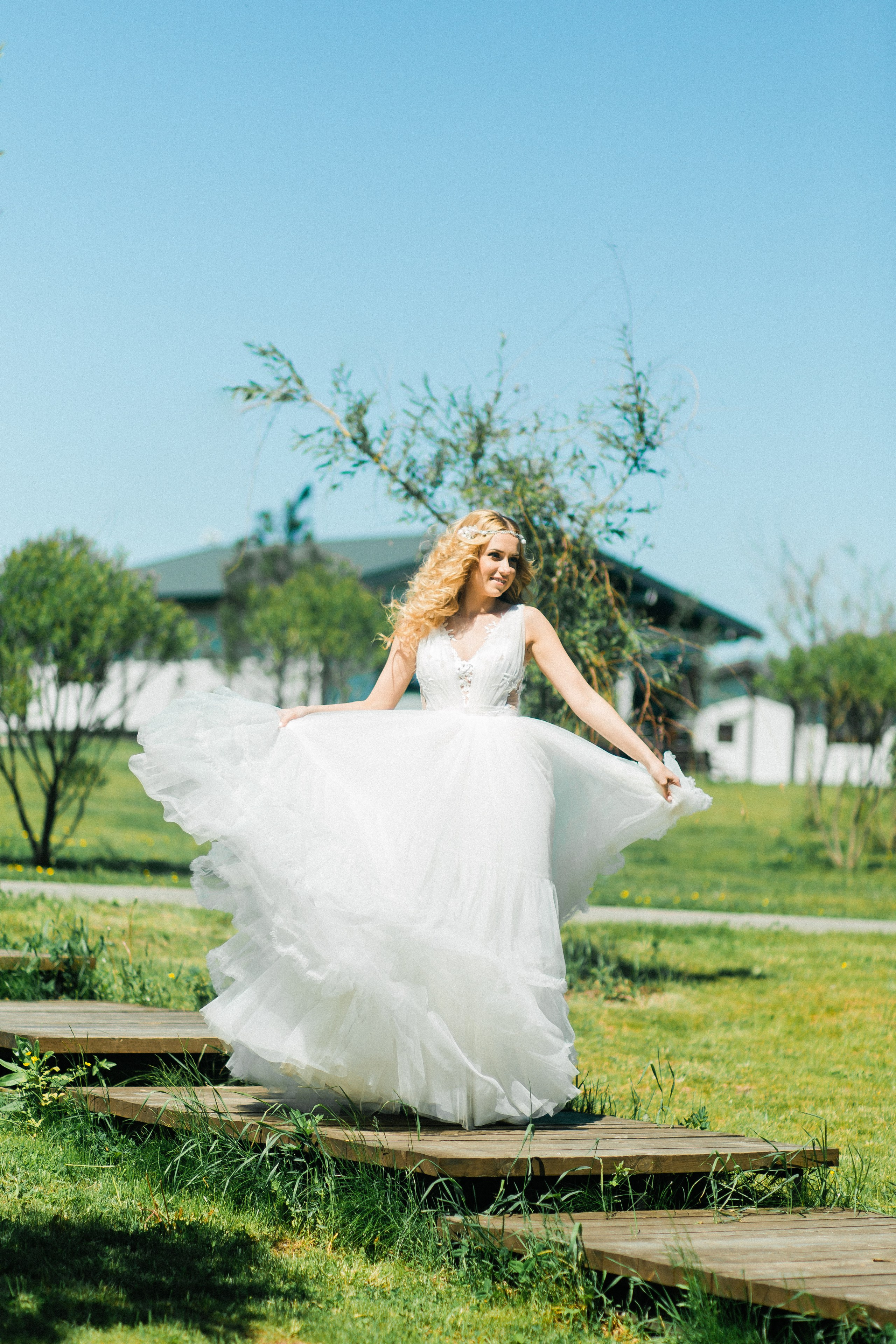 All Inclusive. Видеосъемка и фотосъемка свадеб. Фотограф и оператор на свадьбу. Видеосъемка подкастов, собственная видео-фотостудии. Предметная фотосъемка