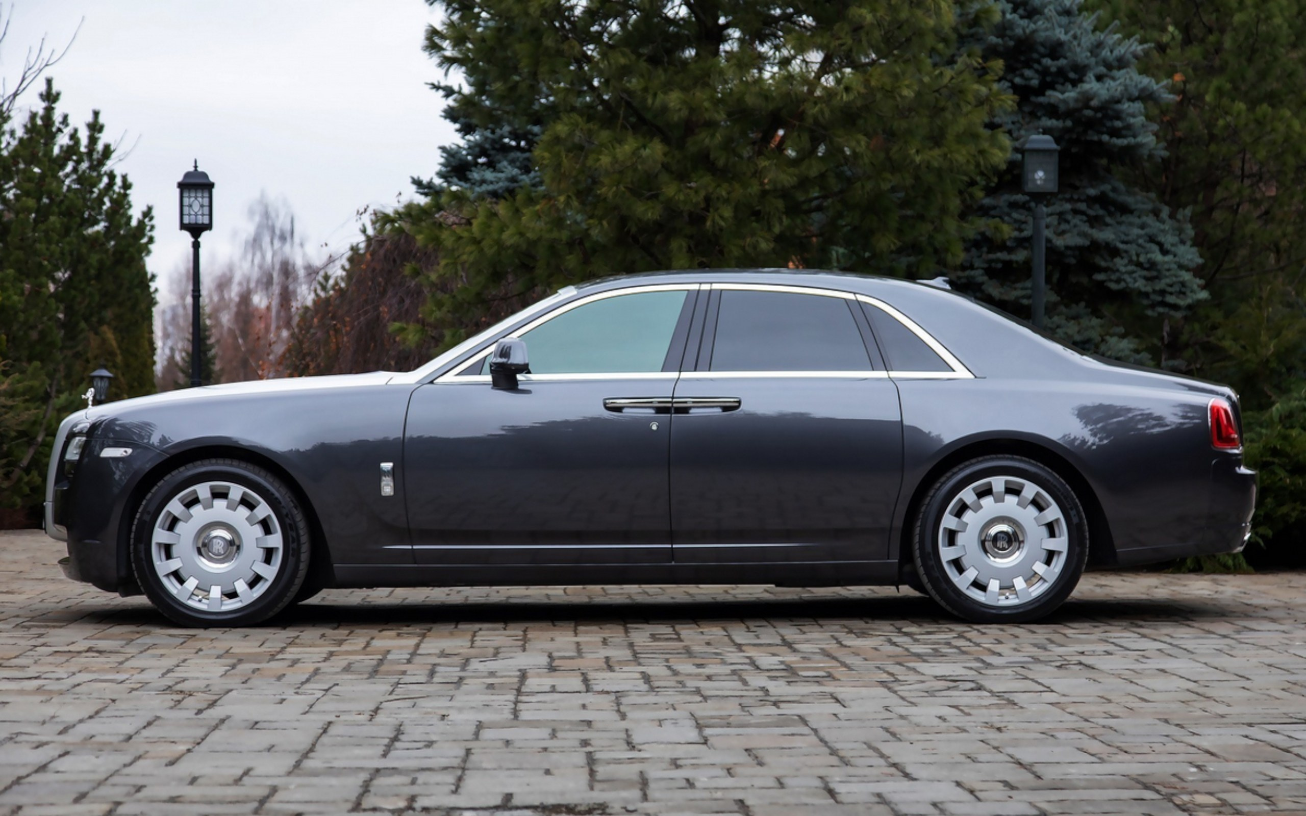 Стоимость фотосъемки недвижимости. Видеосъемка и фотосъемка свадеб. Фотограф и оператор на свадьбу. Видеосъемка подкастов, собственная видео-фотостудии. Предметная фотосъемка