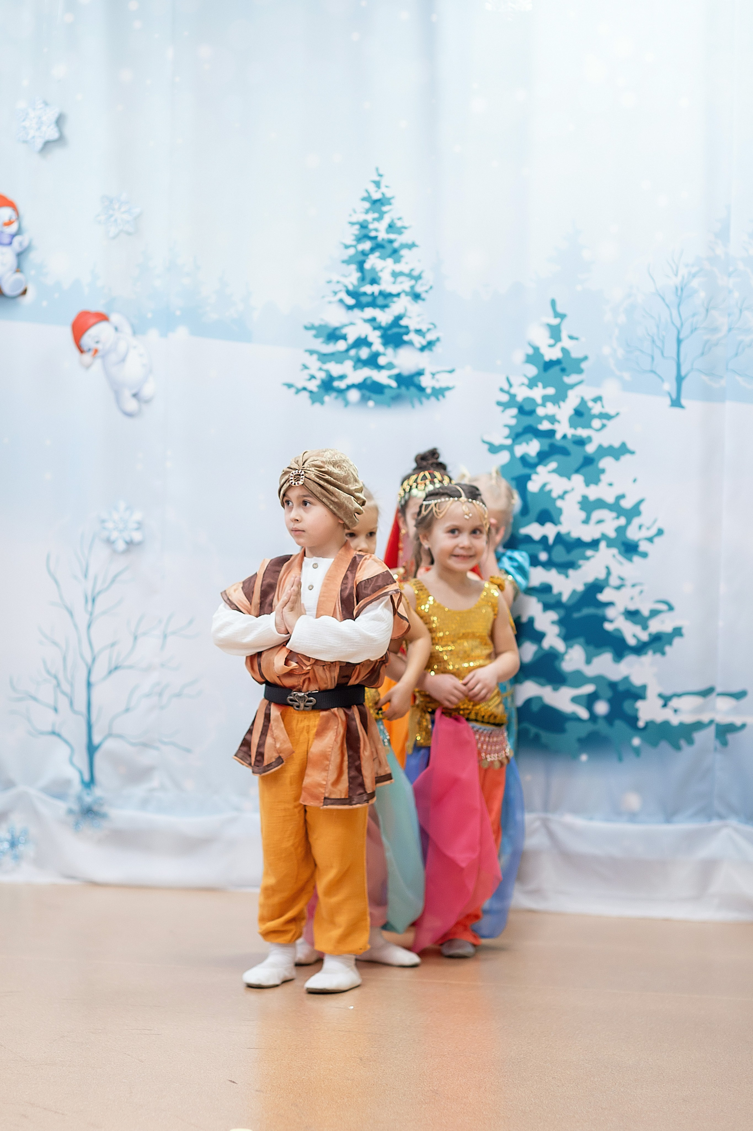 Утренник_"Веселый балаганчик» 2024. Семейный фотограф в Санкт-Петербурге