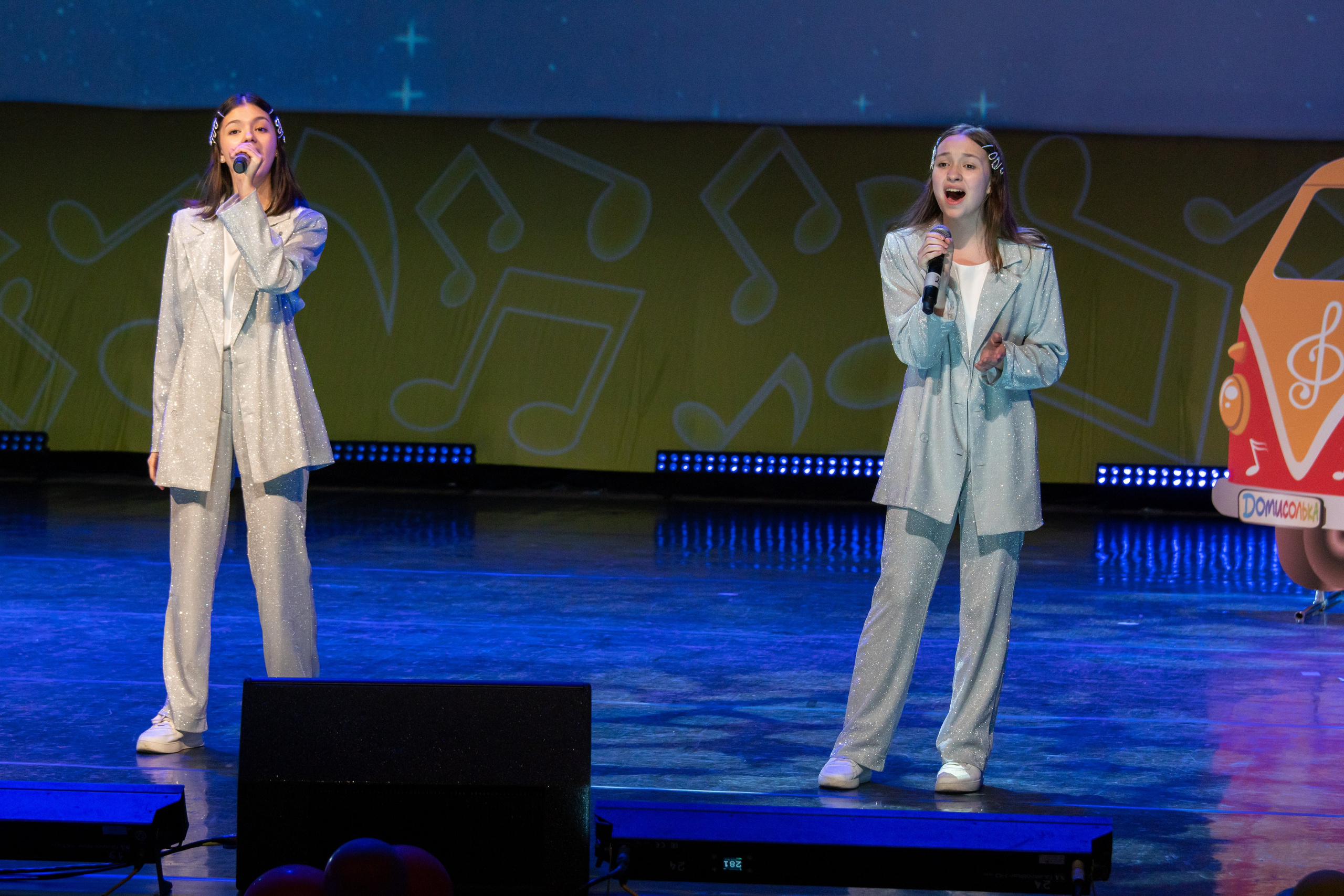 Съёмка концерта для Домисольки, большой концертный зал Космос. «Студия DRONAVT`s» — видеосъёмка и фотография г. Москва