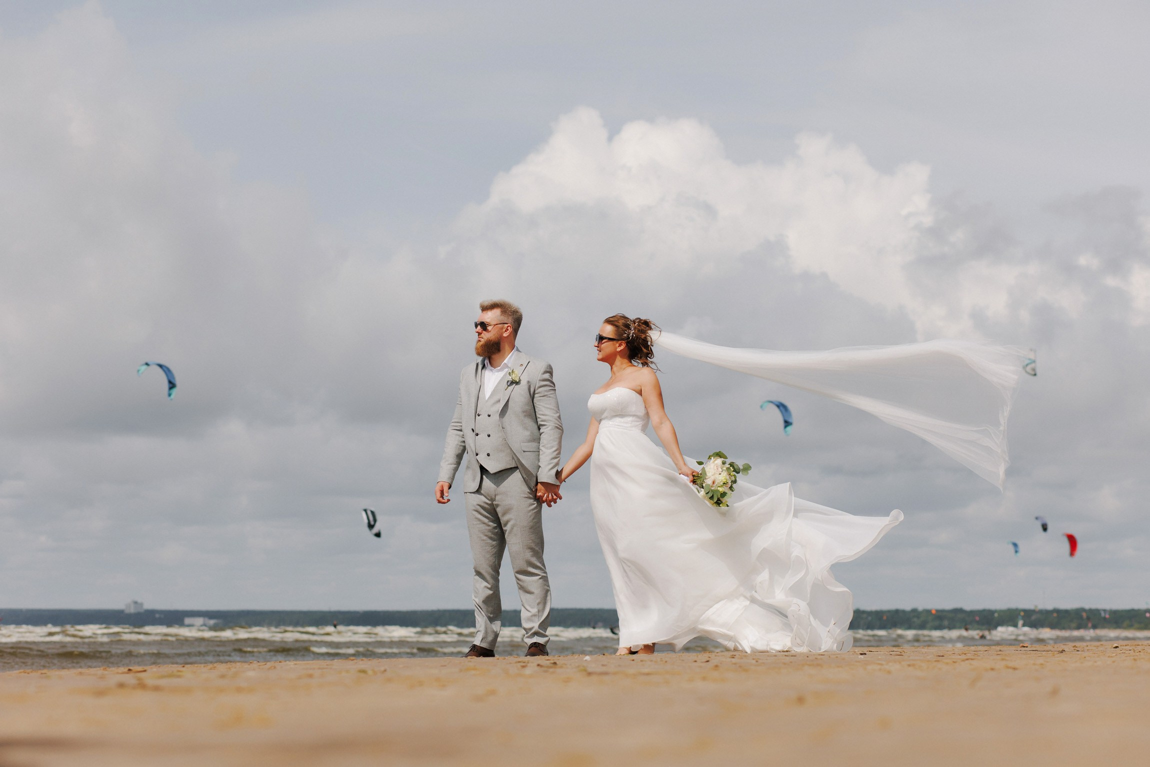 Свадебная фотосессия на финском заливе. Свадебный фотограф СПБ