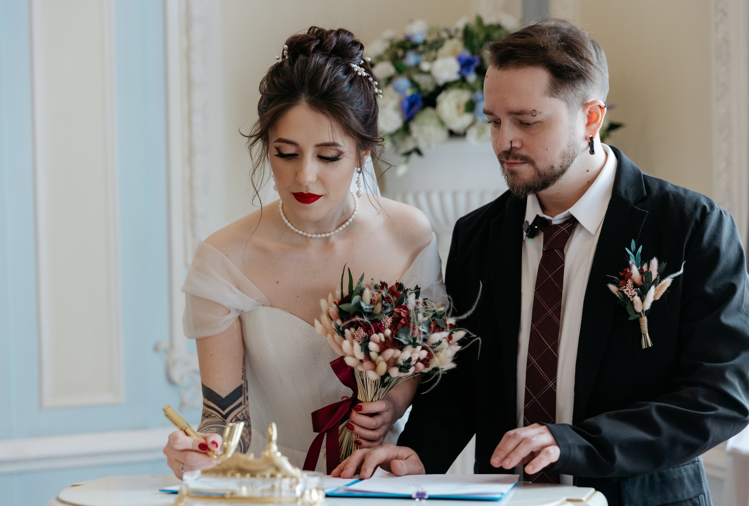 Ты молчишь, а я улыбаюсь, Мария. Свадебный и репортажный фотограф в Санкт-Петербурге