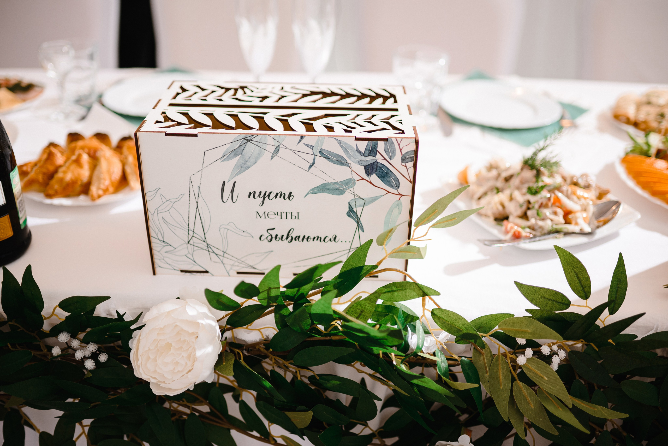 Отзывы о работе  с крымским фотографом. Свадебный фотограф в Крыму Алексей Лобач