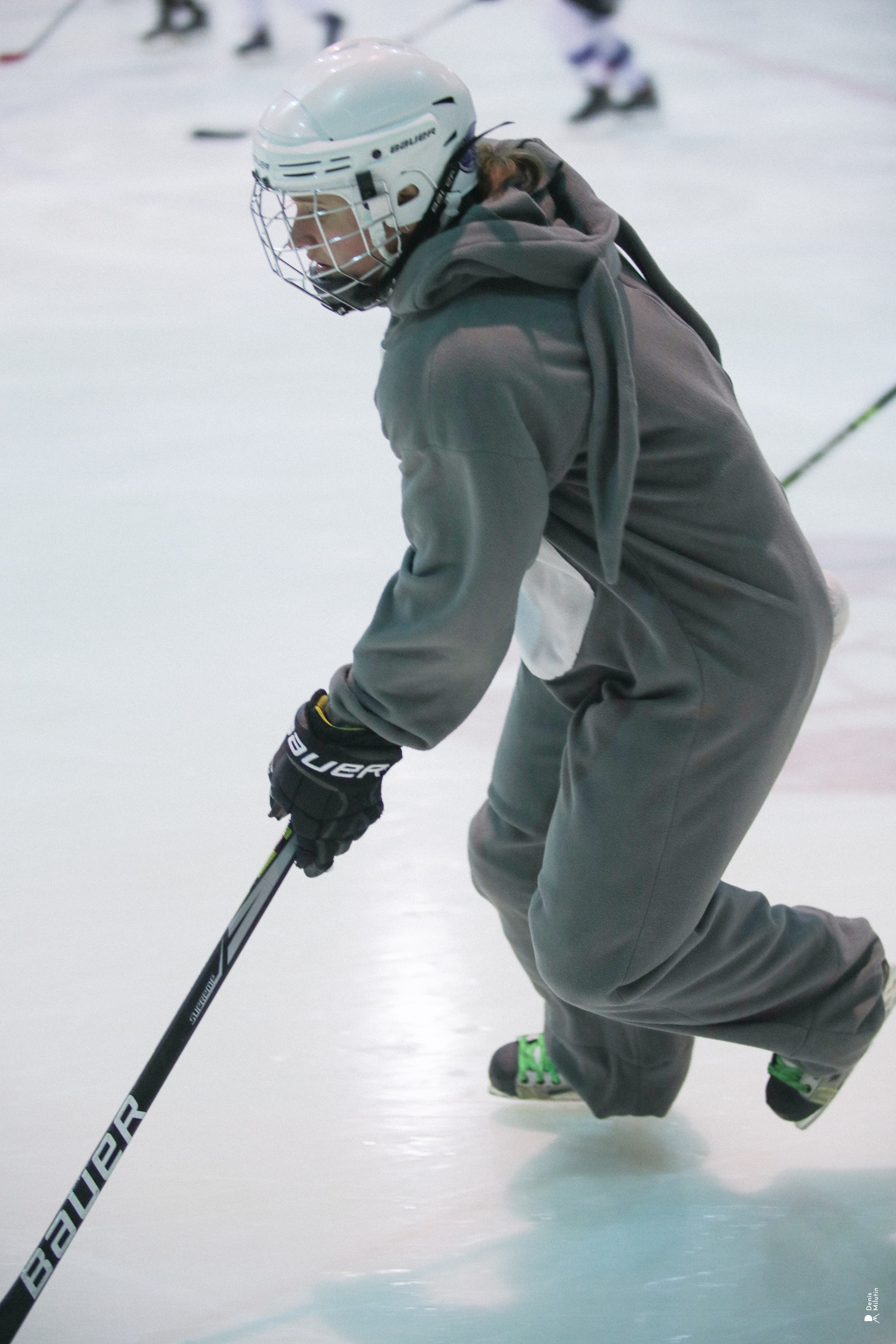 Звенит в ушах лихая музыка атаки. Портретный фотограф Денис Милютин