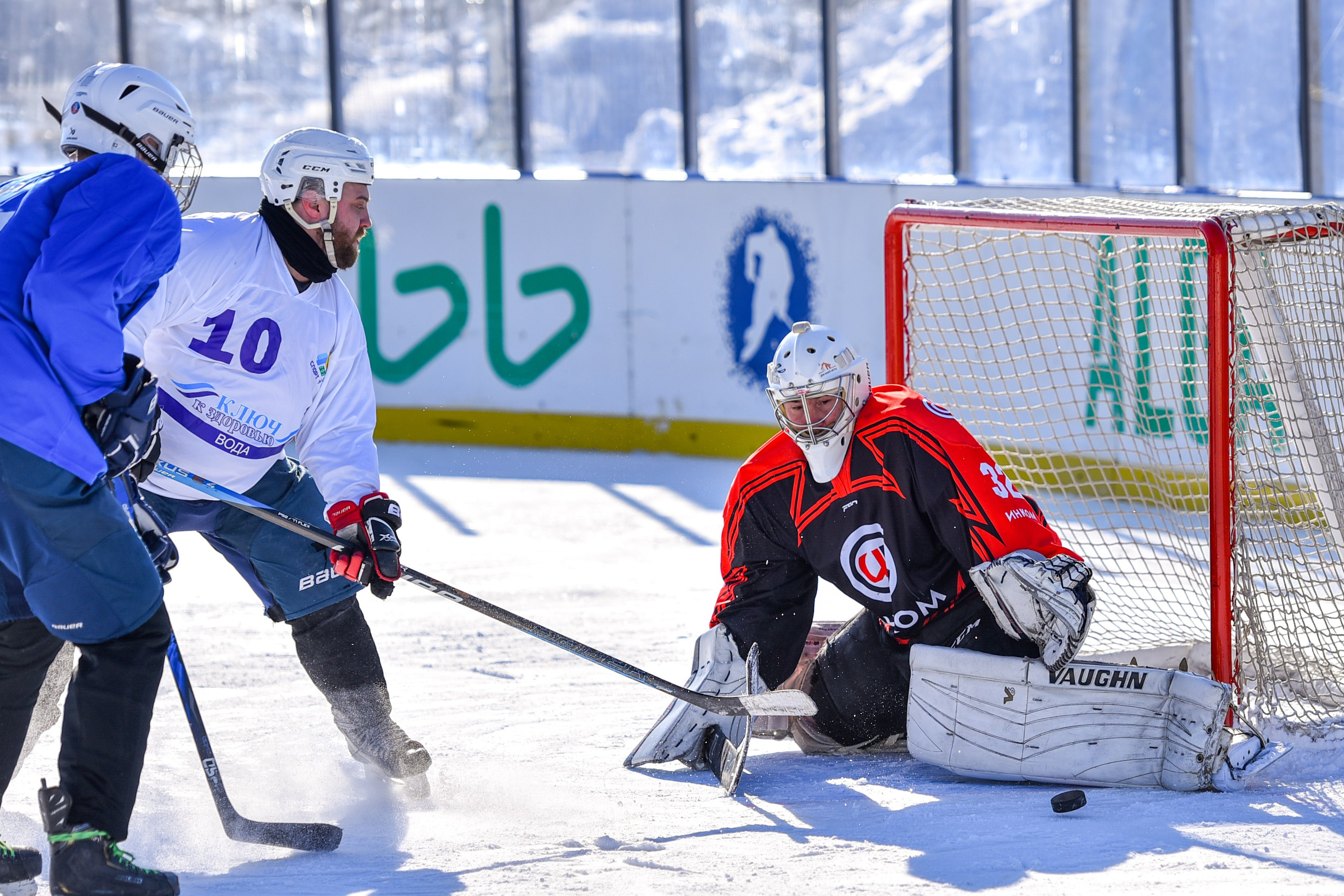 Хоккей. Спортивный и репортажный фотограф в Казани Вячеслав Сатонин